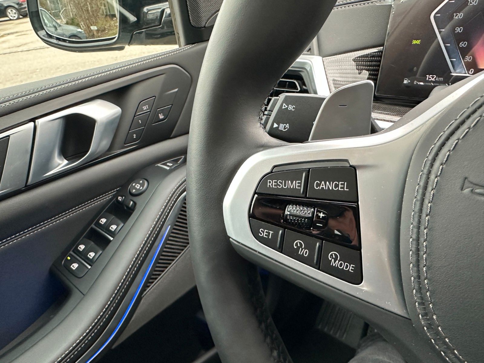 Fahrzeugabbildung BMW X5 30d xDrive M Sport ACC,HUD,PANO,HARMAN,AHK...