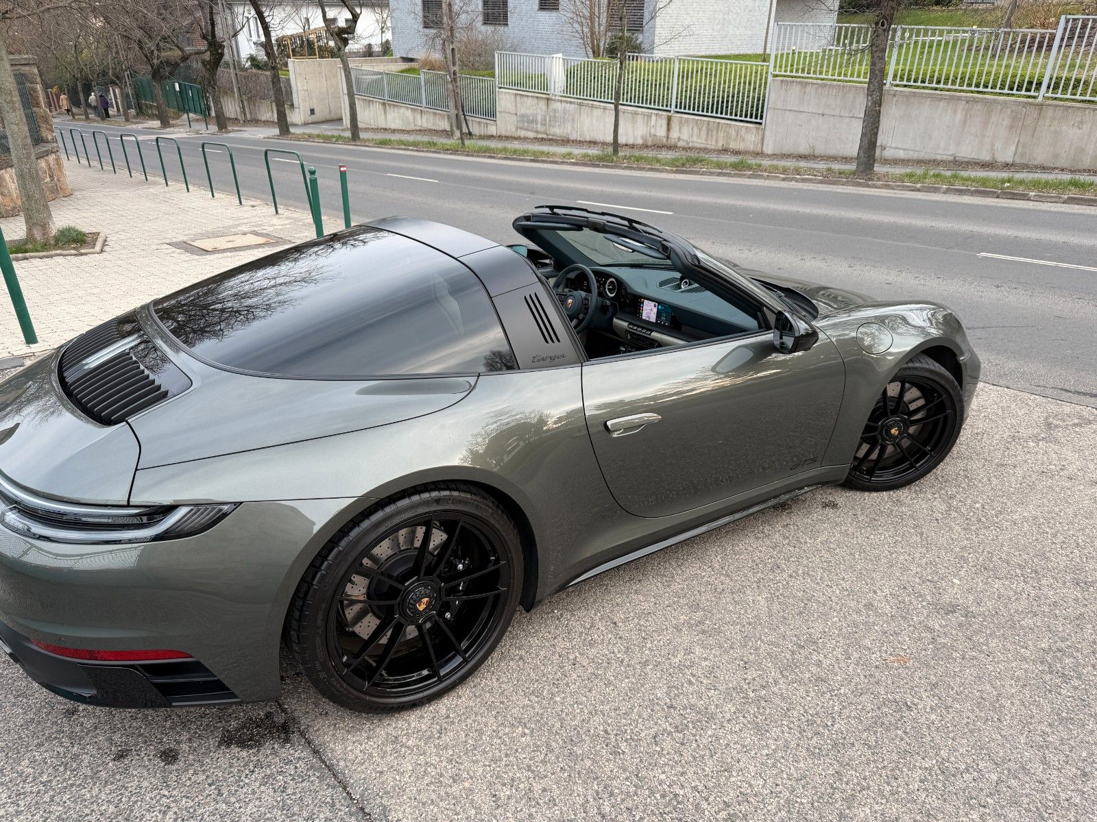 Fahrzeugabbildung Porsche 911 Targa 4 GTS,Manufaktur,ACC,BURMESTER,SP CHR.