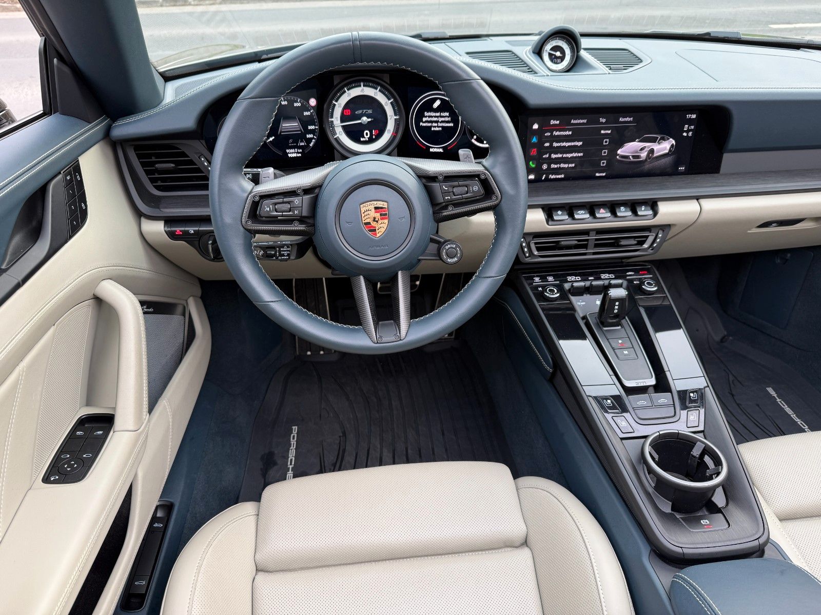 Fahrzeugabbildung Porsche 911 Targa 4 GTS,Manufaktur,ACC,BURMESTER,SP CHR.