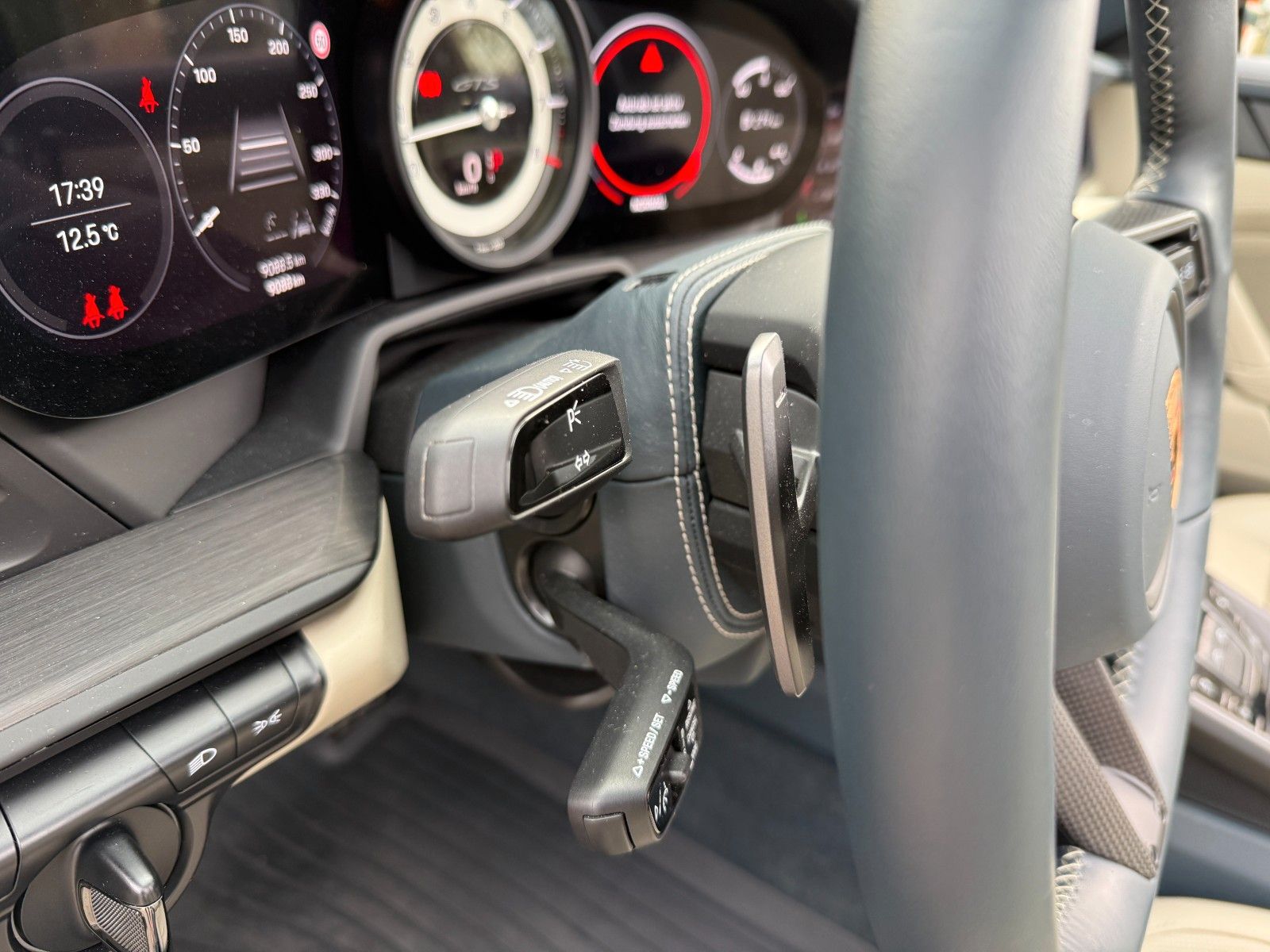 Fahrzeugabbildung Porsche 911 Targa 4 GTS,Manufaktur,ACC,BURMESTER,SP CHR.
