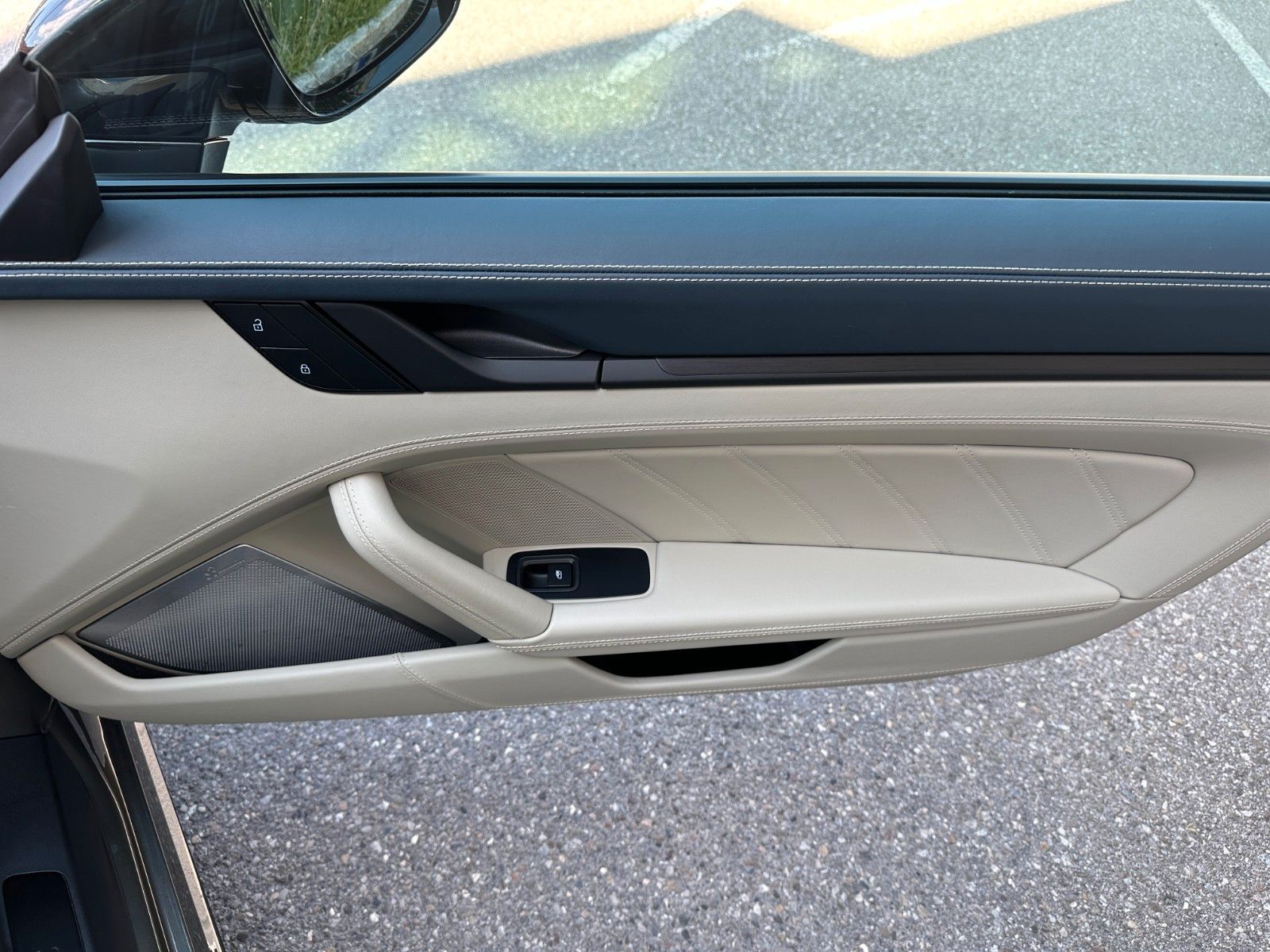 Fahrzeugabbildung Porsche 911 Targa 4 GTS,Manufakt,ACC,BURM,SP CH,Hi Achs