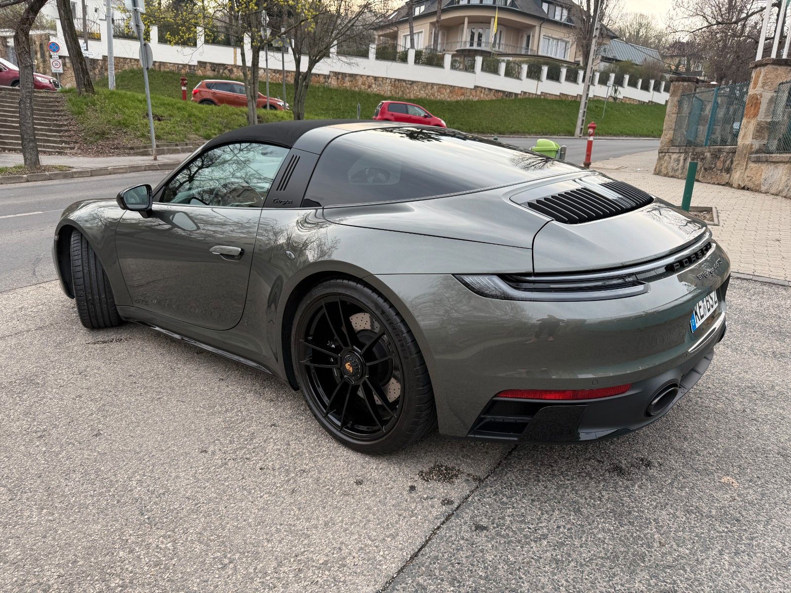 Fahrzeugabbildung Porsche 911 Targa 4 GTS,Manufaktur,ACC,BURMESTER,SP CHR.