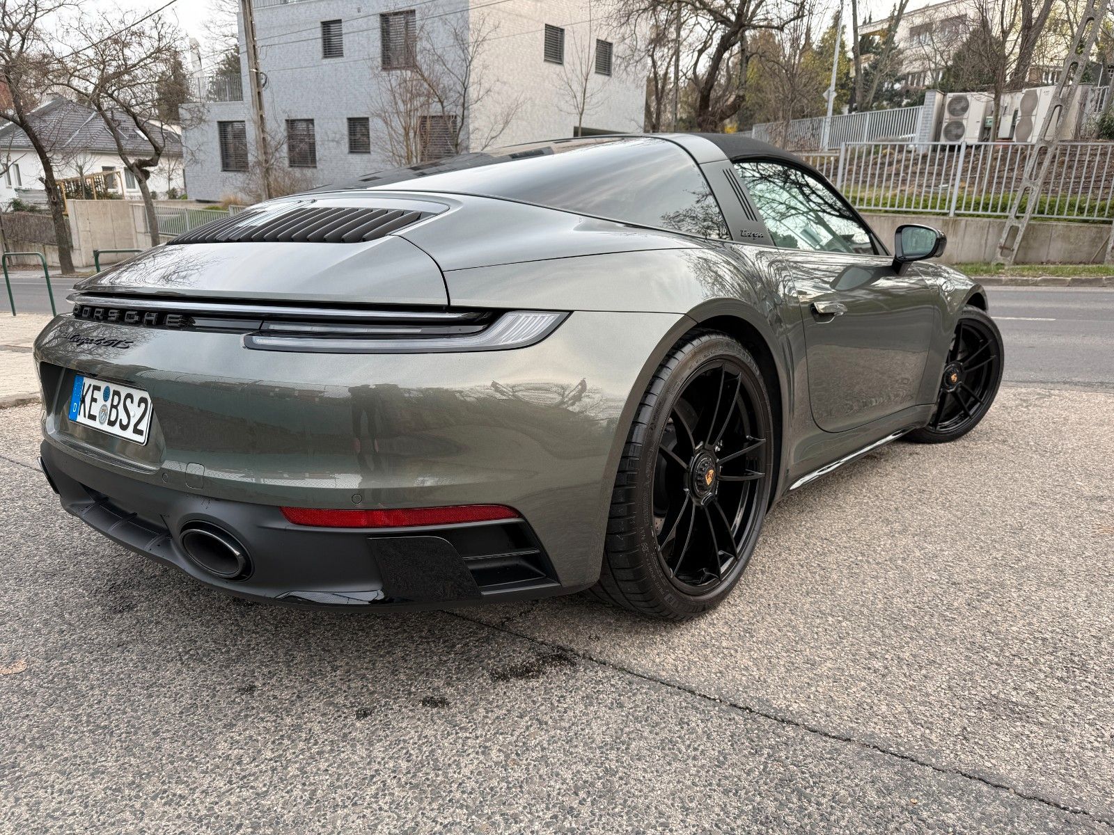 Fahrzeugabbildung Porsche 911 Targa 4 GTS,Manufaktur,ACC,BURMESTER,SP CHR.