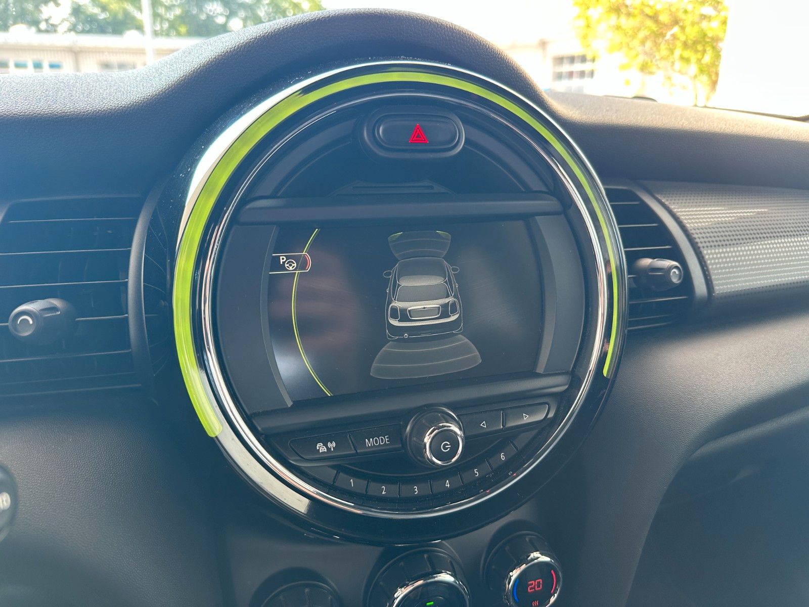 Fahrzeugabbildung MINI COOPER,Chili,Navi,LED,PDC,SHZ,usw...