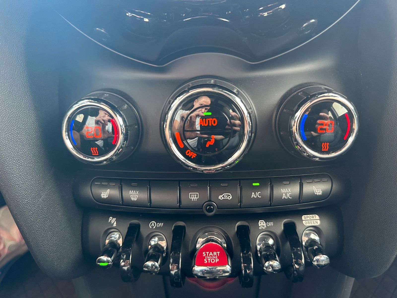Fahrzeugabbildung MINI COOPER,Chili,Navi,LED,PDC,SHZ,usw...