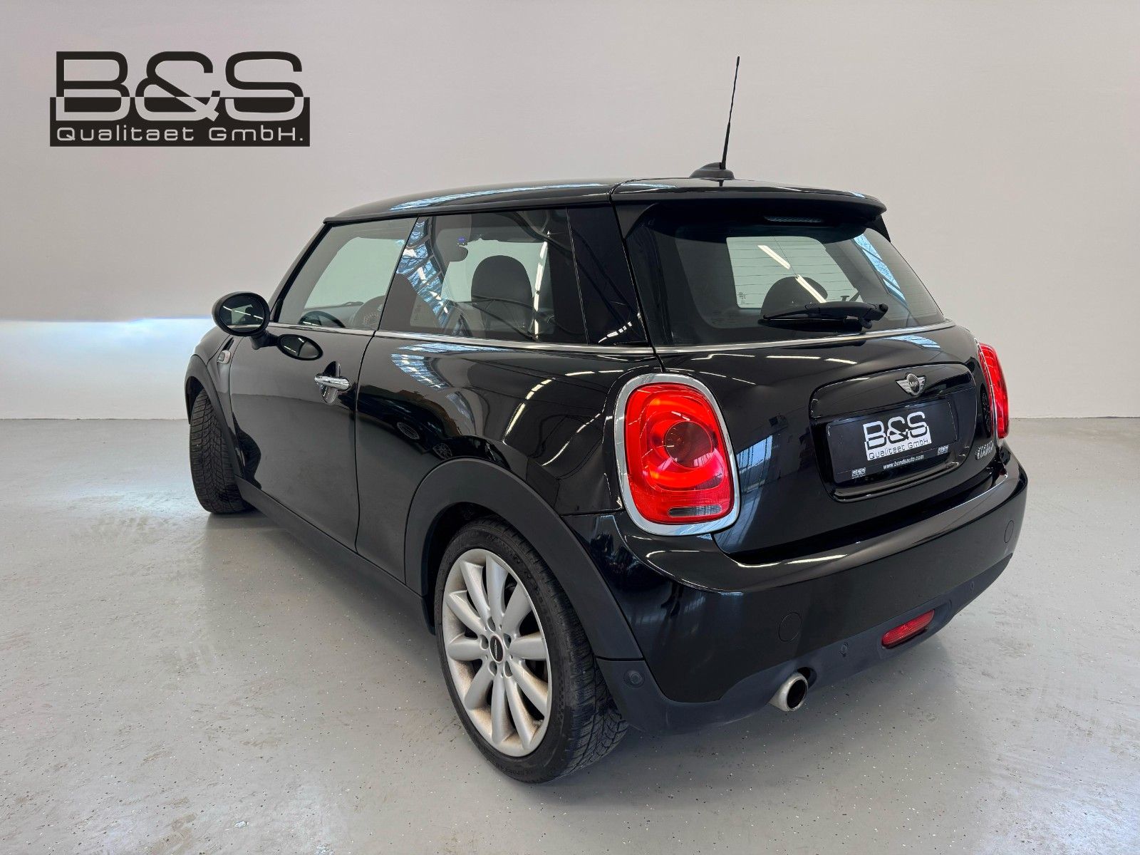 Fahrzeugabbildung MINI COOPER,Chili,Navi,LED,PDC,SHZ,usw...