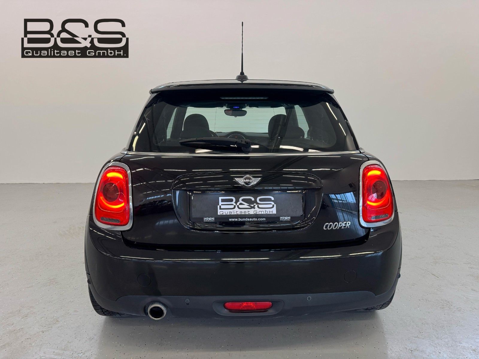 Fahrzeugabbildung MINI COOPER,Chili,Navi,LED,PDC,SHZ,usw...