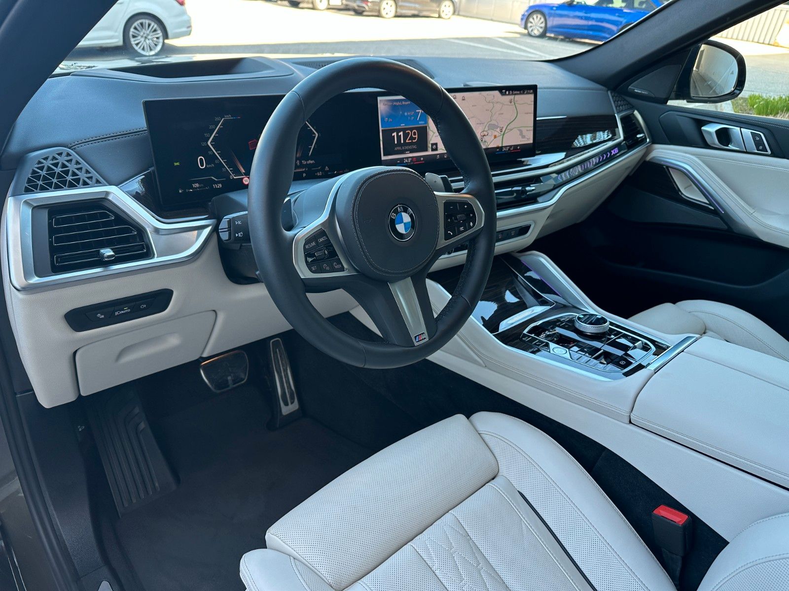 Fahrzeugabbildung BMW X6 30d xDr M Sport,Luftfed,Pano,Harman,ACC,HUD