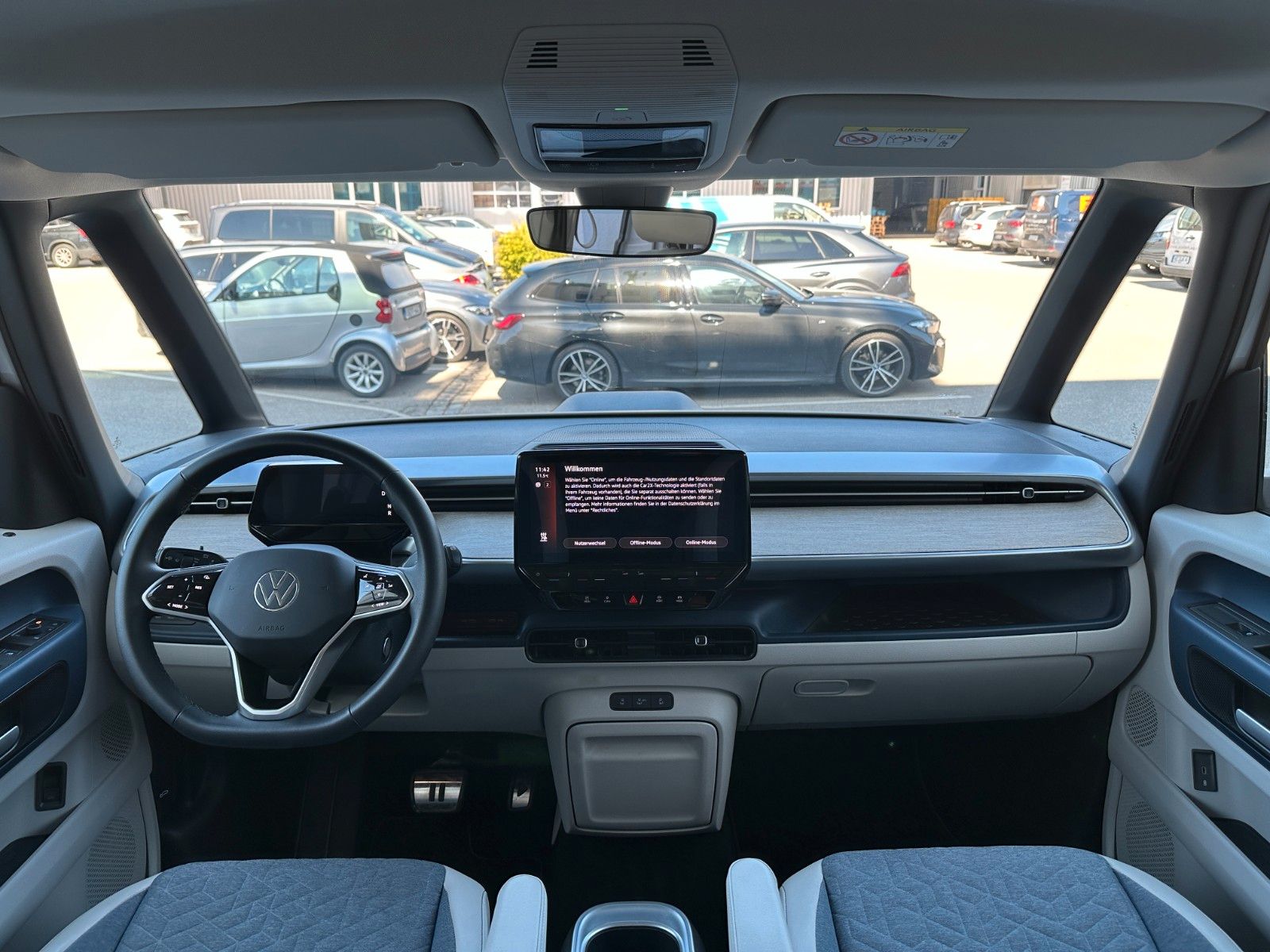 Fahrzeugabbildung Volkswagen ID.Buzz Bus 150 kW Pro,NAVI,AHK,ELEKTR Türen,usw