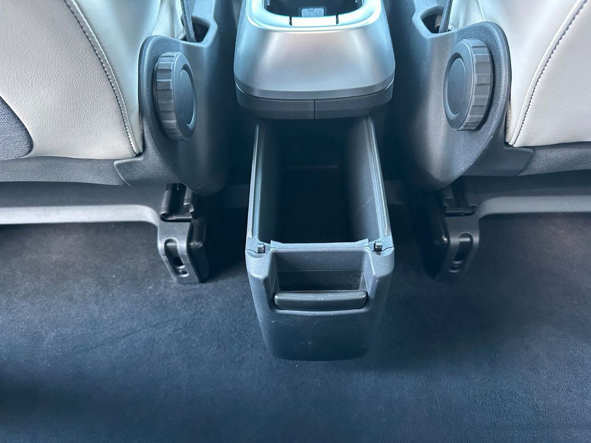 Fahrzeugabbildung Volkswagen ID.Buzz Bus 150 kW Pro,NAVI,AHK,ELEKTR Türen,usw