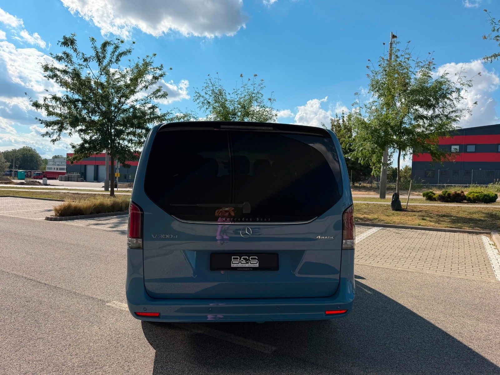 Fahrzeugabbildung Mercedes-Benz V300 d 4MATIC extralang EXCLUSIVE |MWST AUSW|