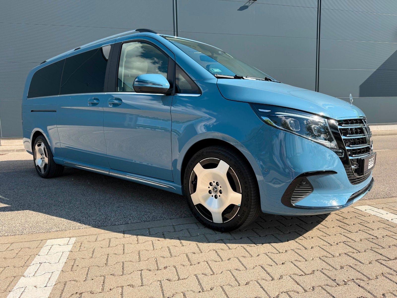 Fahrzeugabbildung Mercedes-Benz V300 d 4MATIC extralang EXCLUSIVE |MWST AUSW|