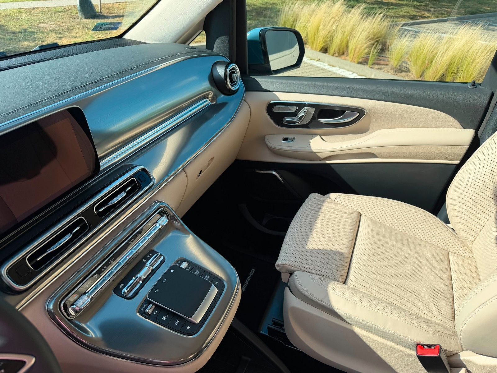 Fahrzeugabbildung Mercedes-Benz V300 d 4MATIC extralang EXCLUSIVE |MWST AUSW|