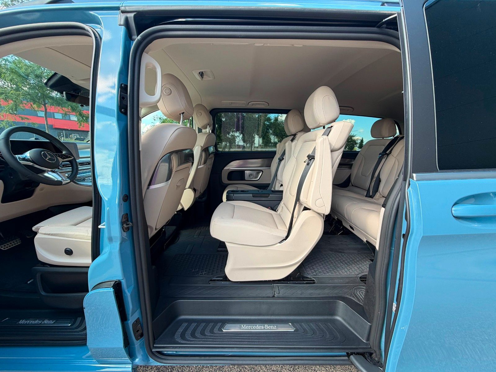 Fahrzeugabbildung Mercedes-Benz V300 d 4MATIC extralang EXCLUSIVE |MWST AUSW|