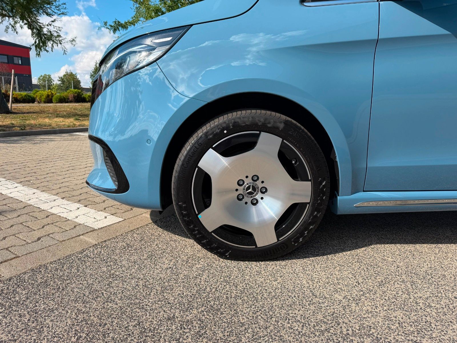 Fahrzeugabbildung Mercedes-Benz V300 d 4MATIC extralang EXCLUSIVE |MWST AUSW|