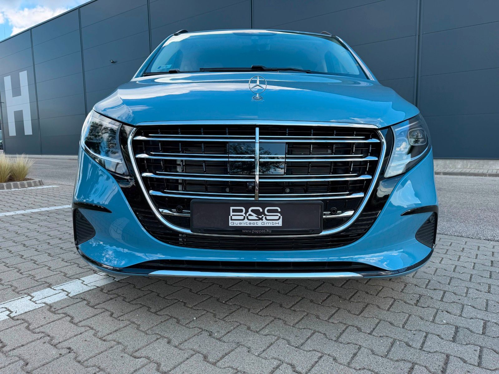 Fahrzeugabbildung Mercedes-Benz V300 d 4MATIC extralang EXCLUSIVE |MWST AUSW|