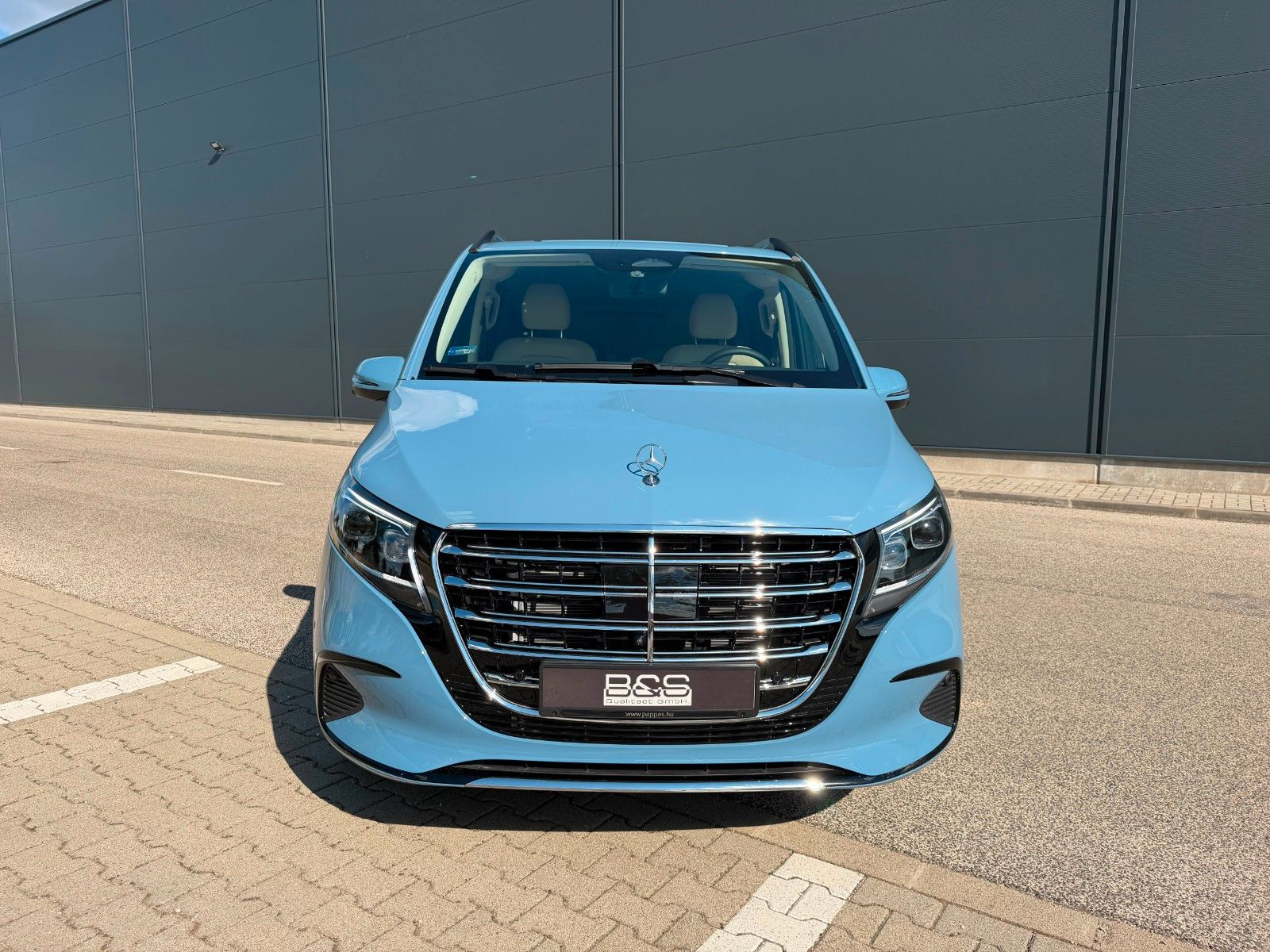 Fahrzeugabbildung Mercedes-Benz V300 d 4MATIC extralang EXCLUSIVE |MWST AUSW|