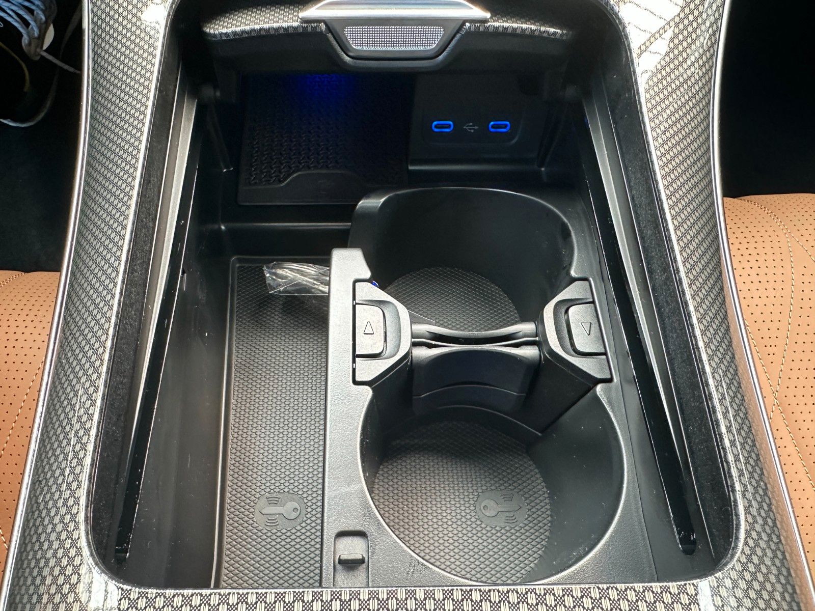 Fahrzeugabbildung Mercedes-Benz CLE AMG 53 4Matic PremiumP. DISTR,HUD,PANO,BURM