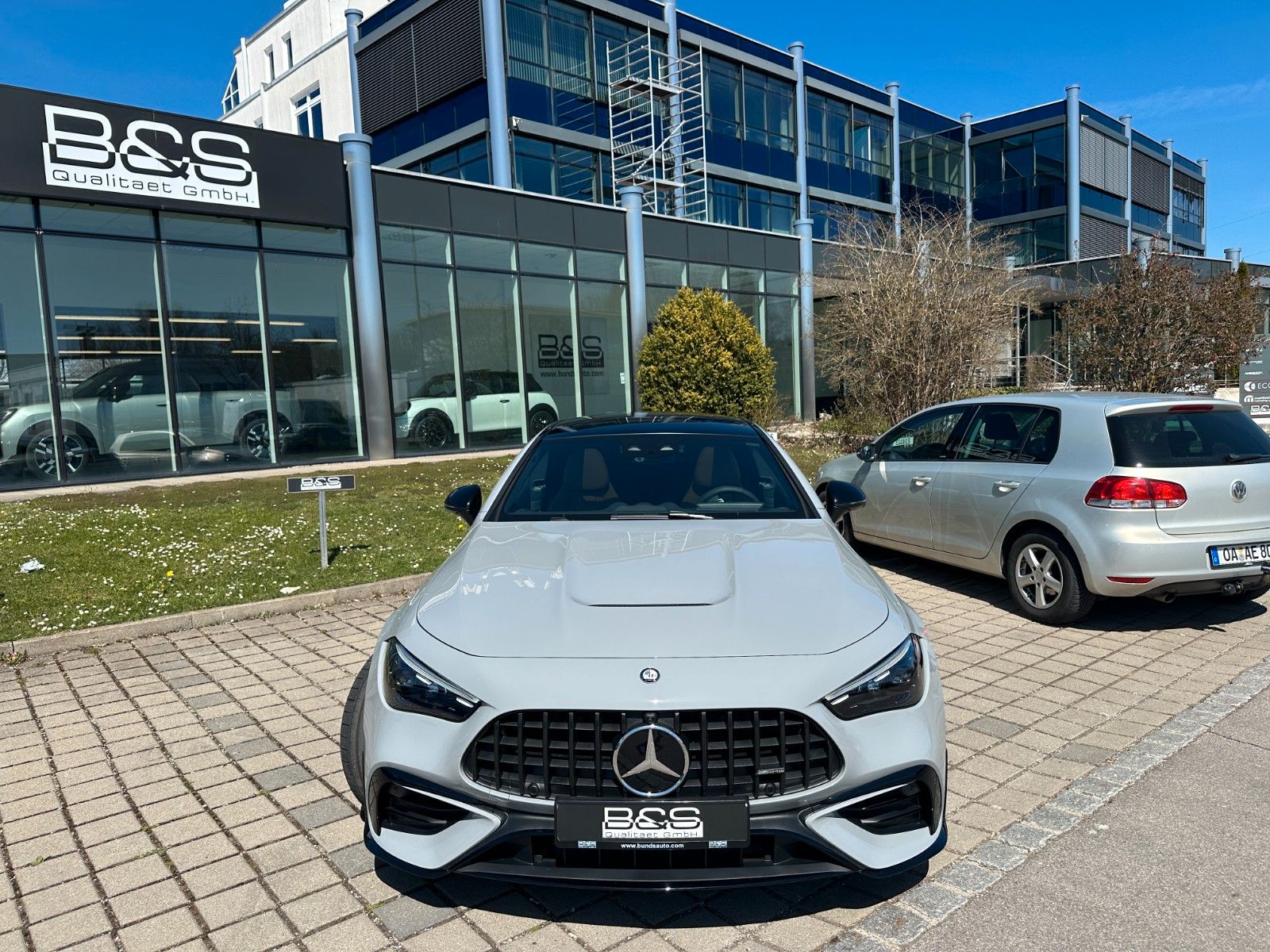 Fahrzeugabbildung Mercedes-Benz CLE AMG 53 4Matic PremiumP. DISTR,HUD,PANO,BURM