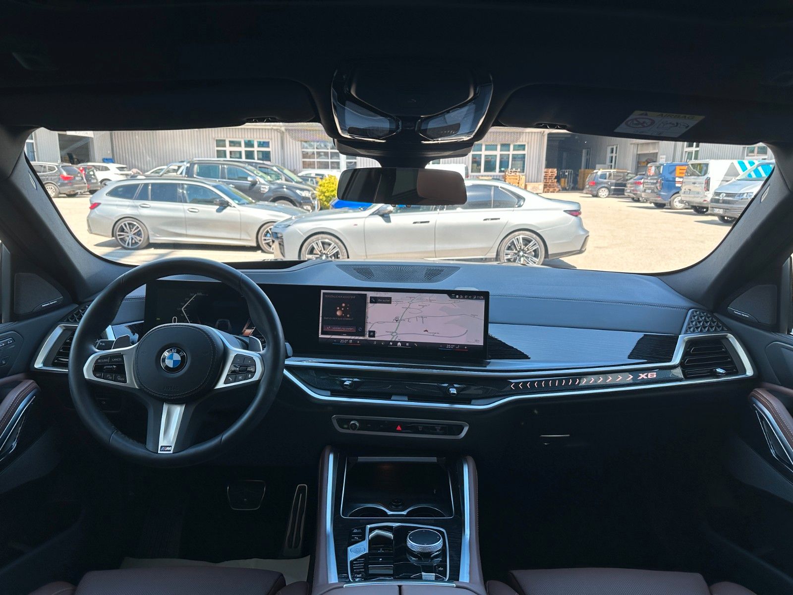 Fahrzeugabbildung BMW X6 40 d xDrive M Sport ACC,HUD,PANO,HARMAN,LUFT