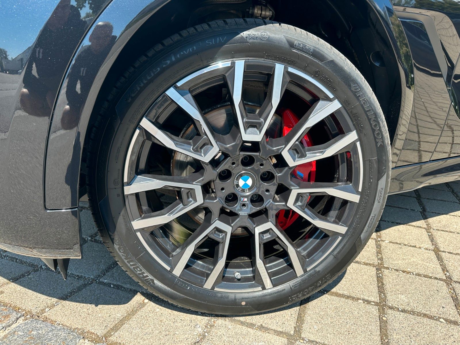Fahrzeugabbildung BMW X6 40 d xDrive M Sport ACC,HUD,PANO,HARMAN,LUFT