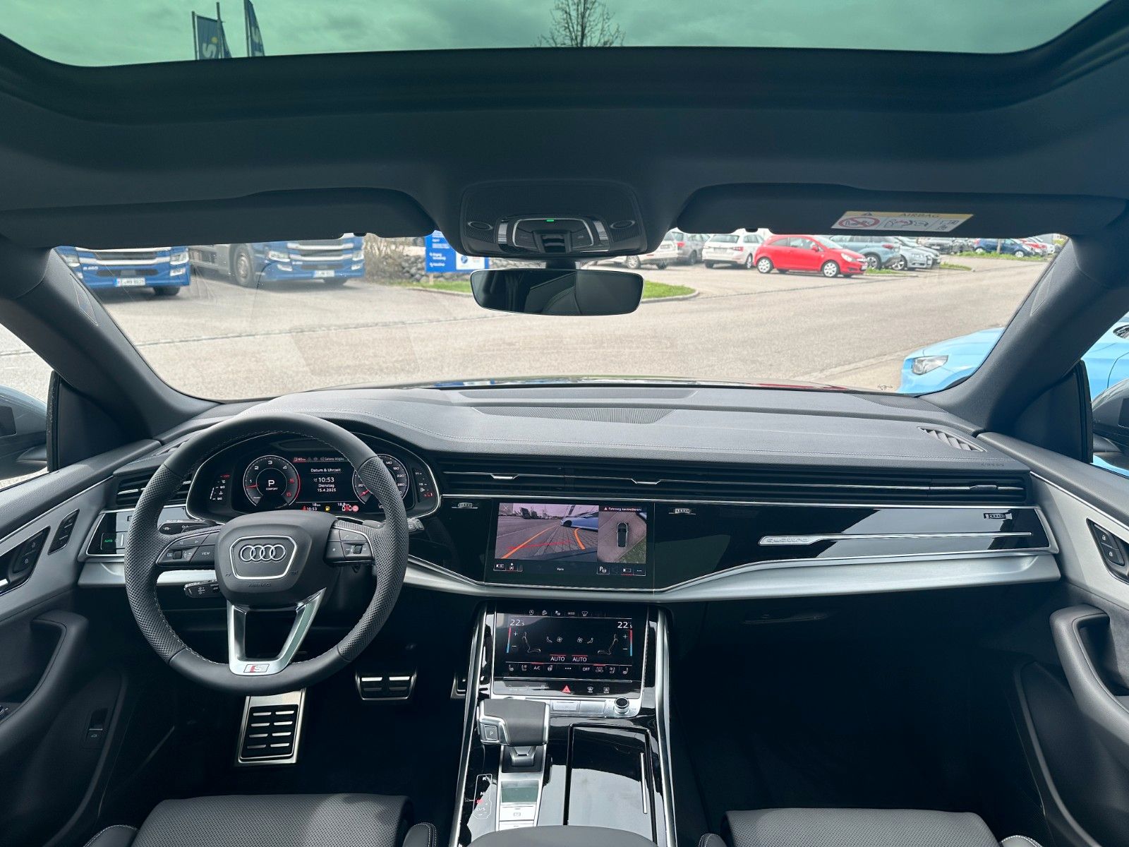 Fahrzeugabbildung Audi Q8 50 TDI quattro ACC,HUD,PANO,B&O,LUFT,AHK.....