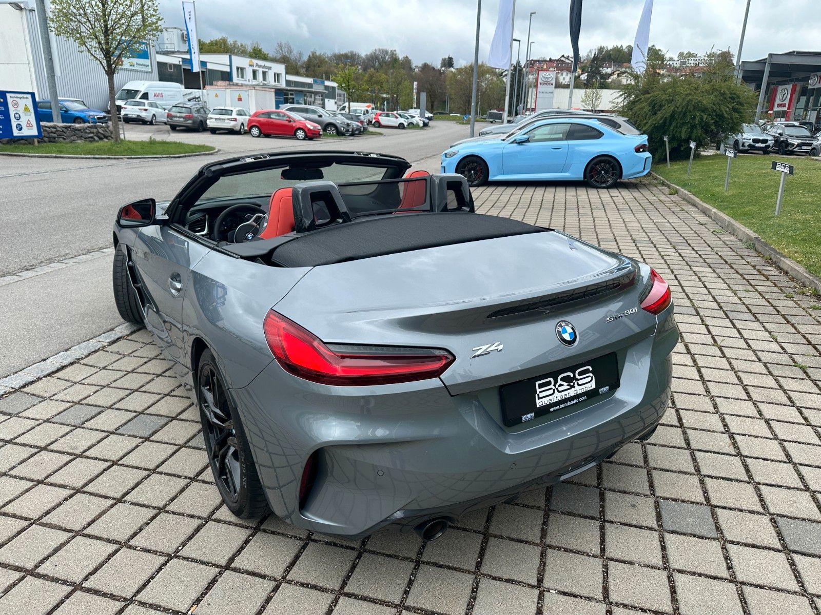 Fahrzeugabbildung BMW Z4 Roadster sDrive 30i ACC,HUD,HARMAN...