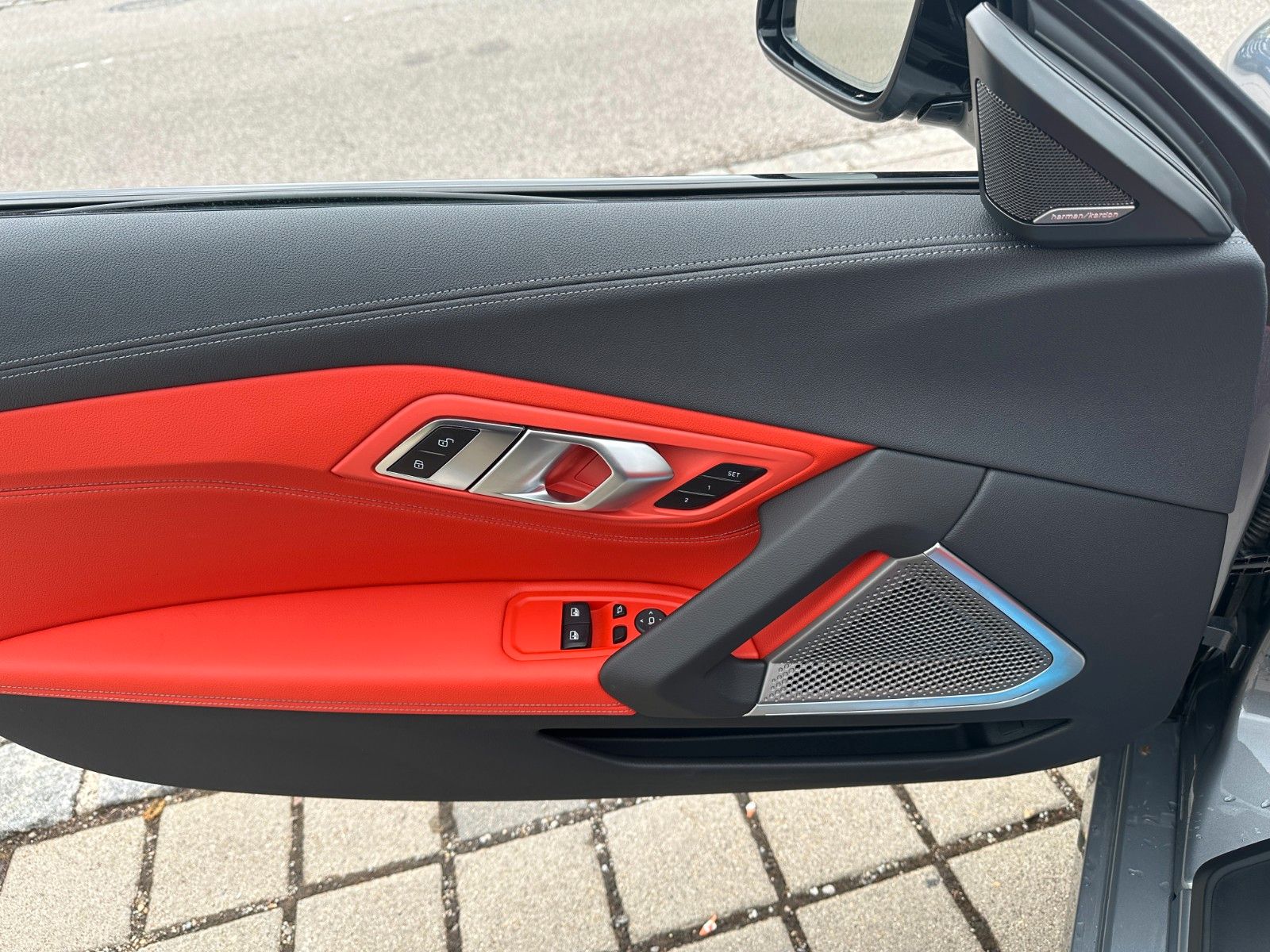 Fahrzeugabbildung BMW Z4 Roadster sDrive 30i ACC,HUD,HARMAN...