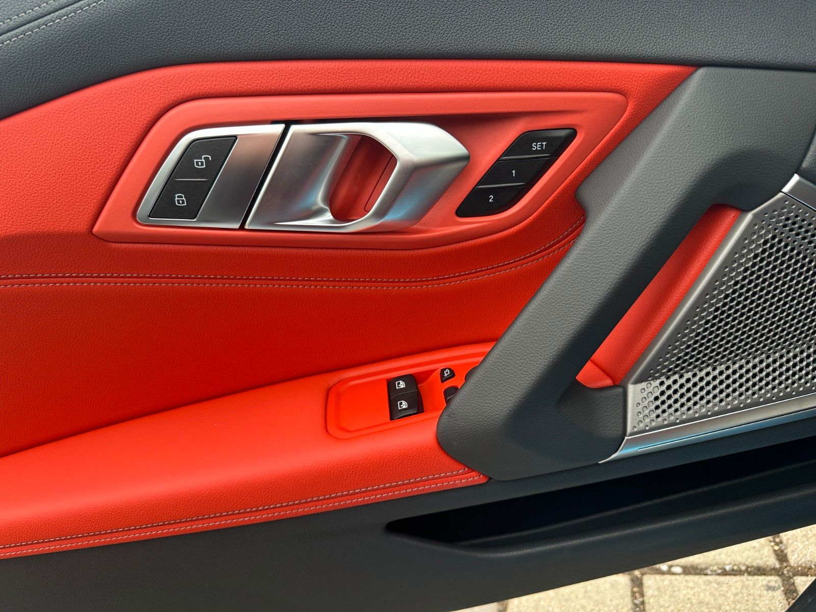 Fahrzeugabbildung BMW Z4 Roadster sDrive 30i ACC,HUD,HARMAN...
