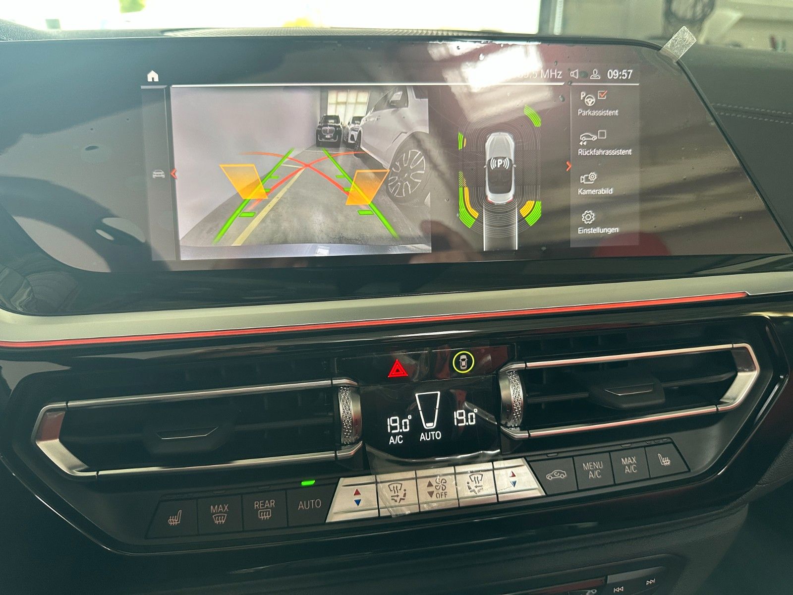 Fahrzeugabbildung BMW Z4 Roadster sDrive 30i ACC,HUD,HARMAN...