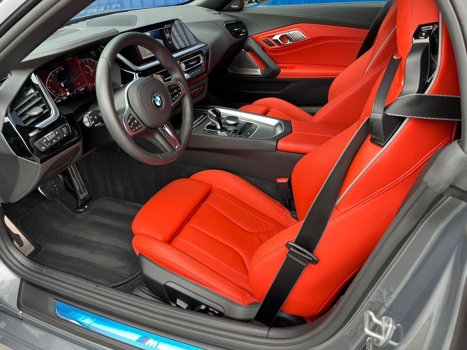 Fahrzeugabbildung BMW Z4 Roadster sDrive 30i ACC,HUD,HARMAN...