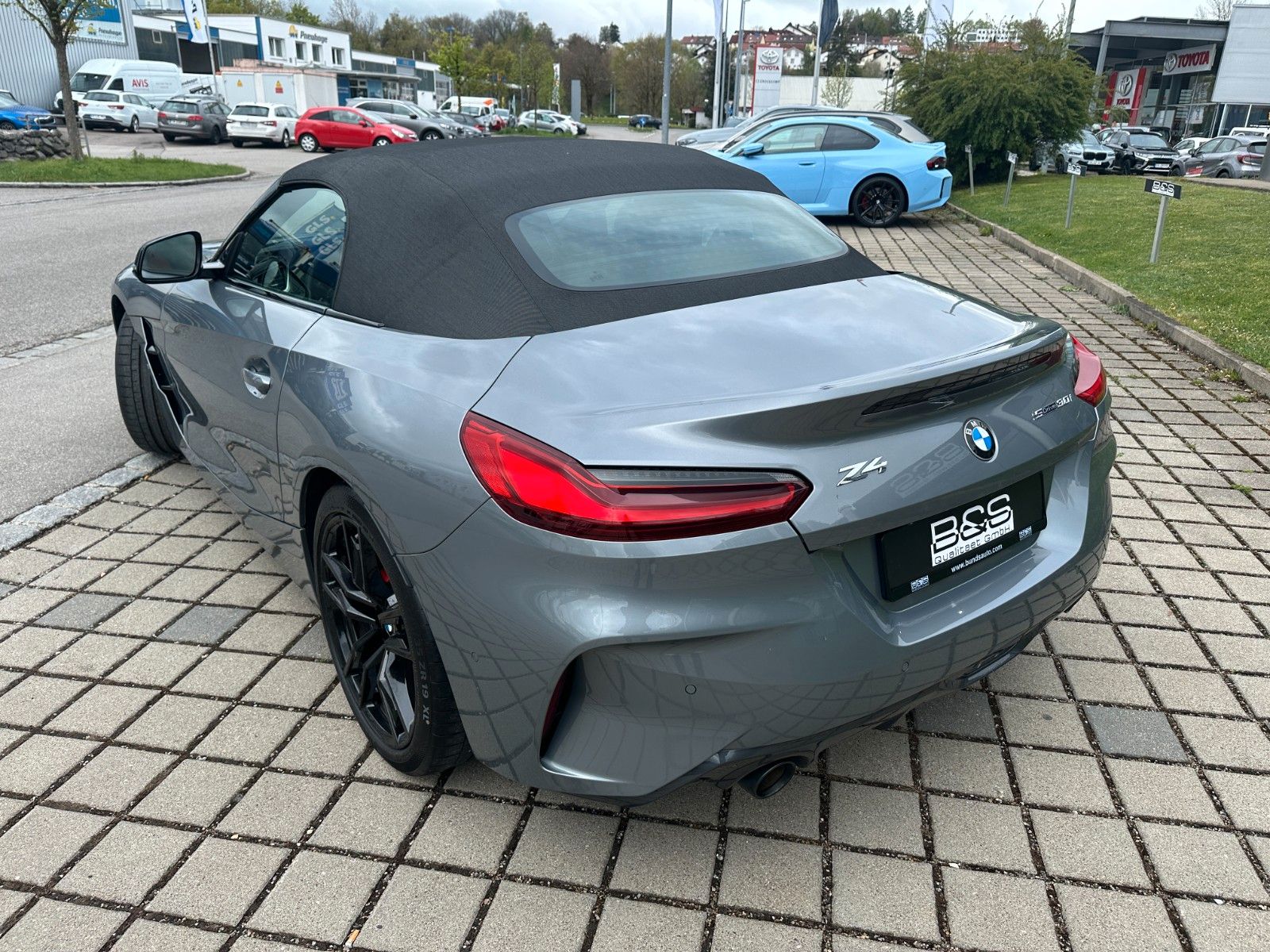 Fahrzeugabbildung BMW Z4 Roadster sDrive 30i ACC,HUD,HARMAN...