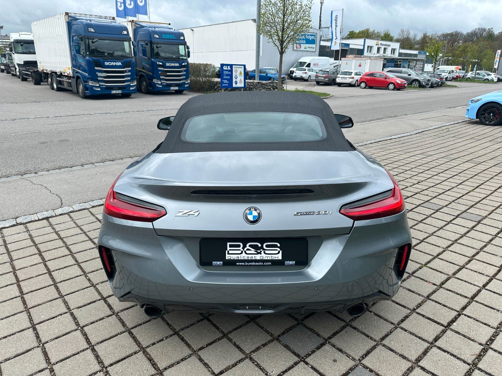Fahrzeugabbildung BMW Z4 Roadster sDrive 30i ACC,HUD,HARMAN...