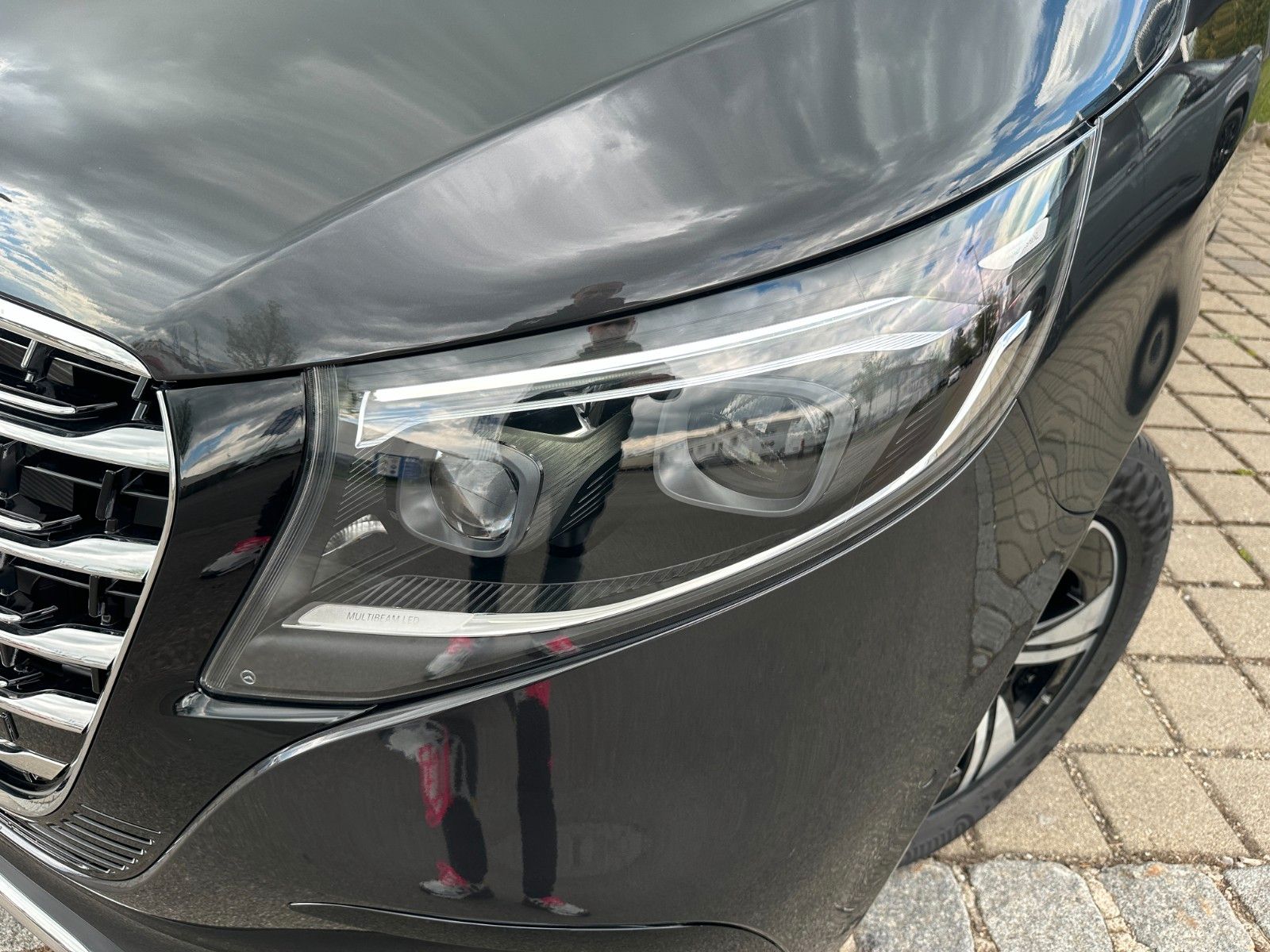 Fahrzeugabbildung Mercedes-Benz V300d 4MATIC EXCLUSIVE extralang BURM,LUFT,AHK..