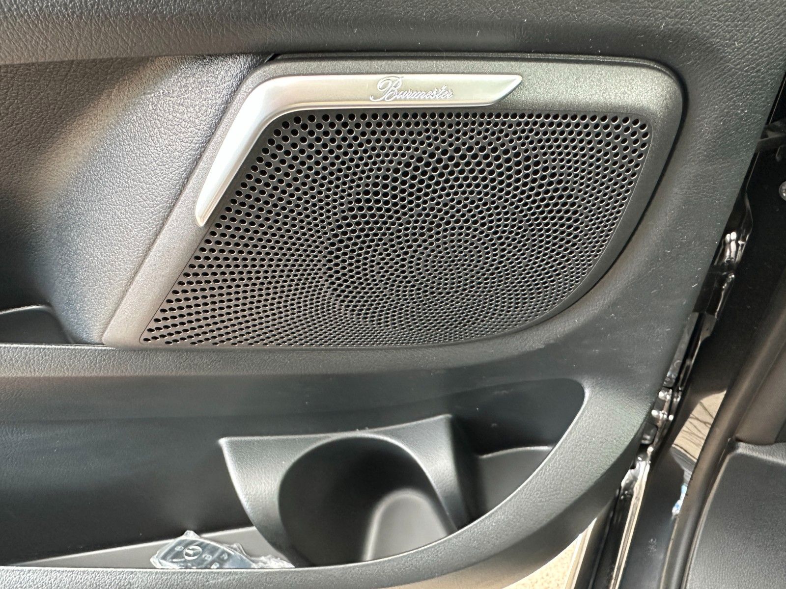 Fahrzeugabbildung Mercedes-Benz V300d 4MATIC EXCLUSIVE extralang BURM,LUFT,AHK..