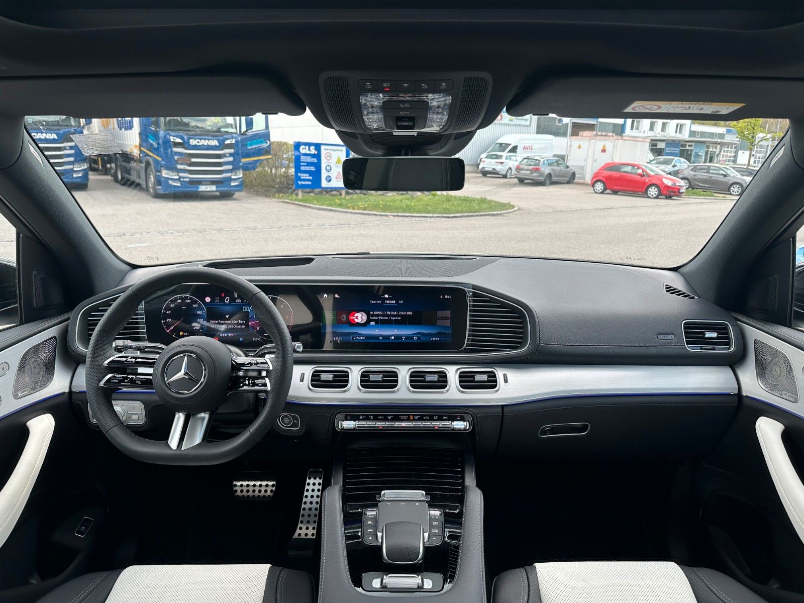 Fahrzeugabbildung Mercedes-Benz GLE 450d 4Matic DISTR,HUD,PANO,BURM,LUFT,360,22"