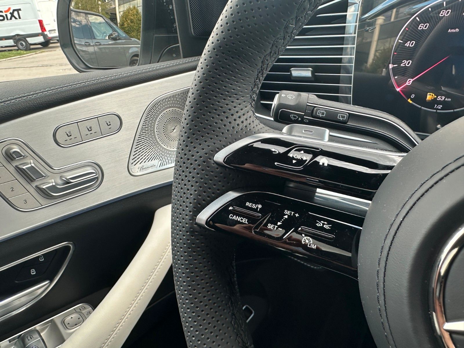 Fahrzeugabbildung Mercedes-Benz GLE 450d 4Matic DISTR,HUD,PANO,BURM,LUFT,360,22"