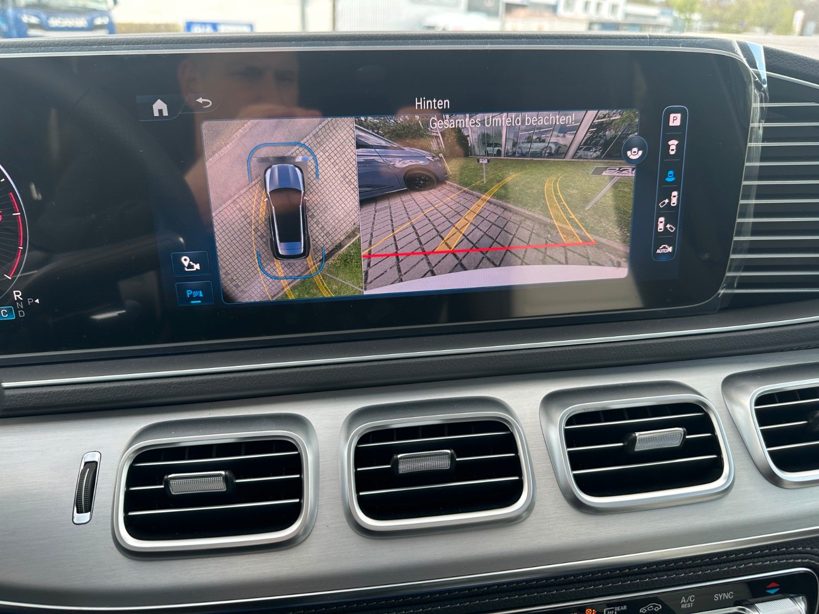 Fahrzeugabbildung Mercedes-Benz GLE 450d 4Matic DISTR,HUD,PANO,BURM,LUFT,360,22"