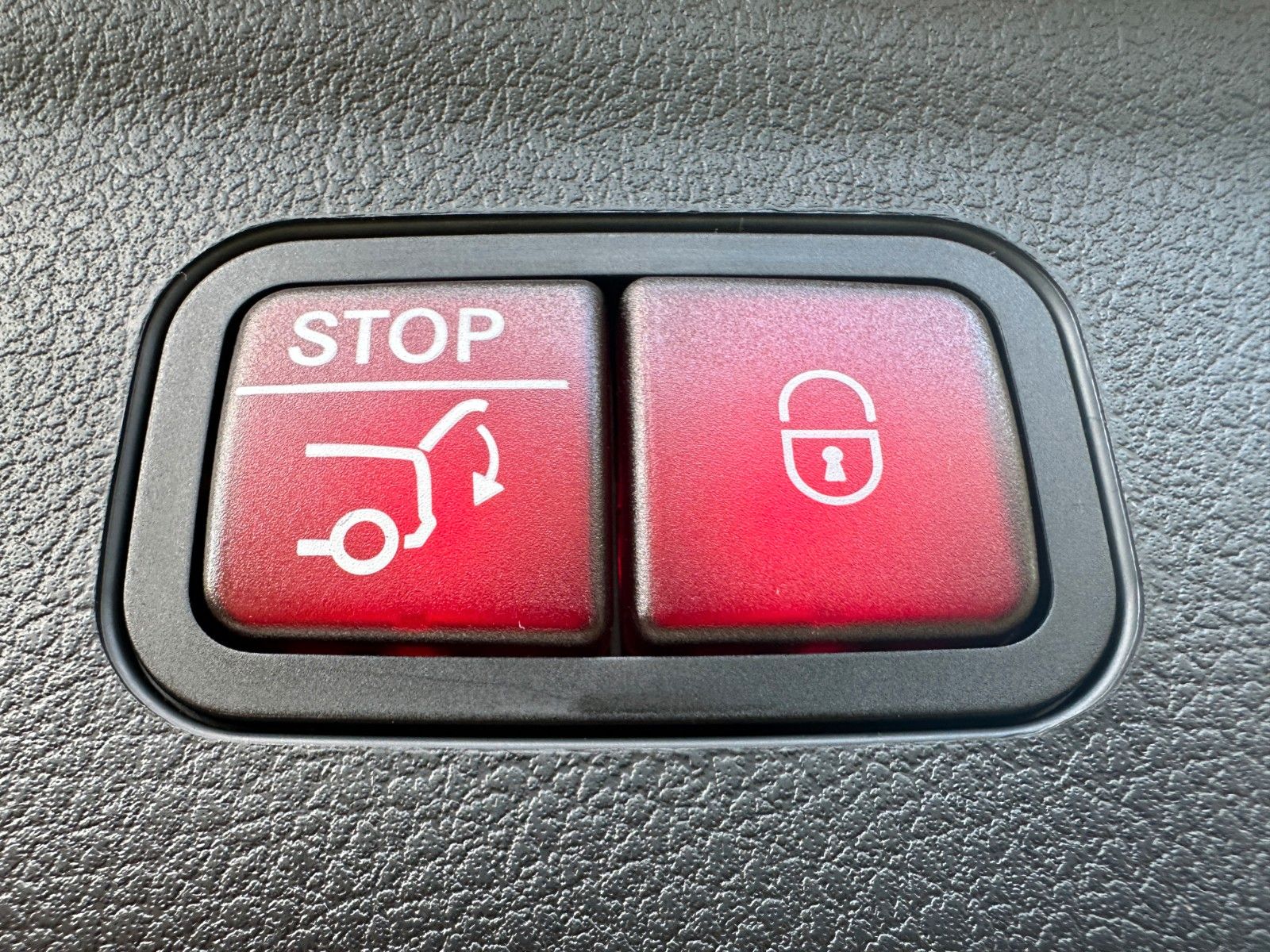 Fahrzeugabbildung Mercedes-Benz GLE 450d 4Matic DISTR,HUD,PANO,BURM,LUFT,360,22"