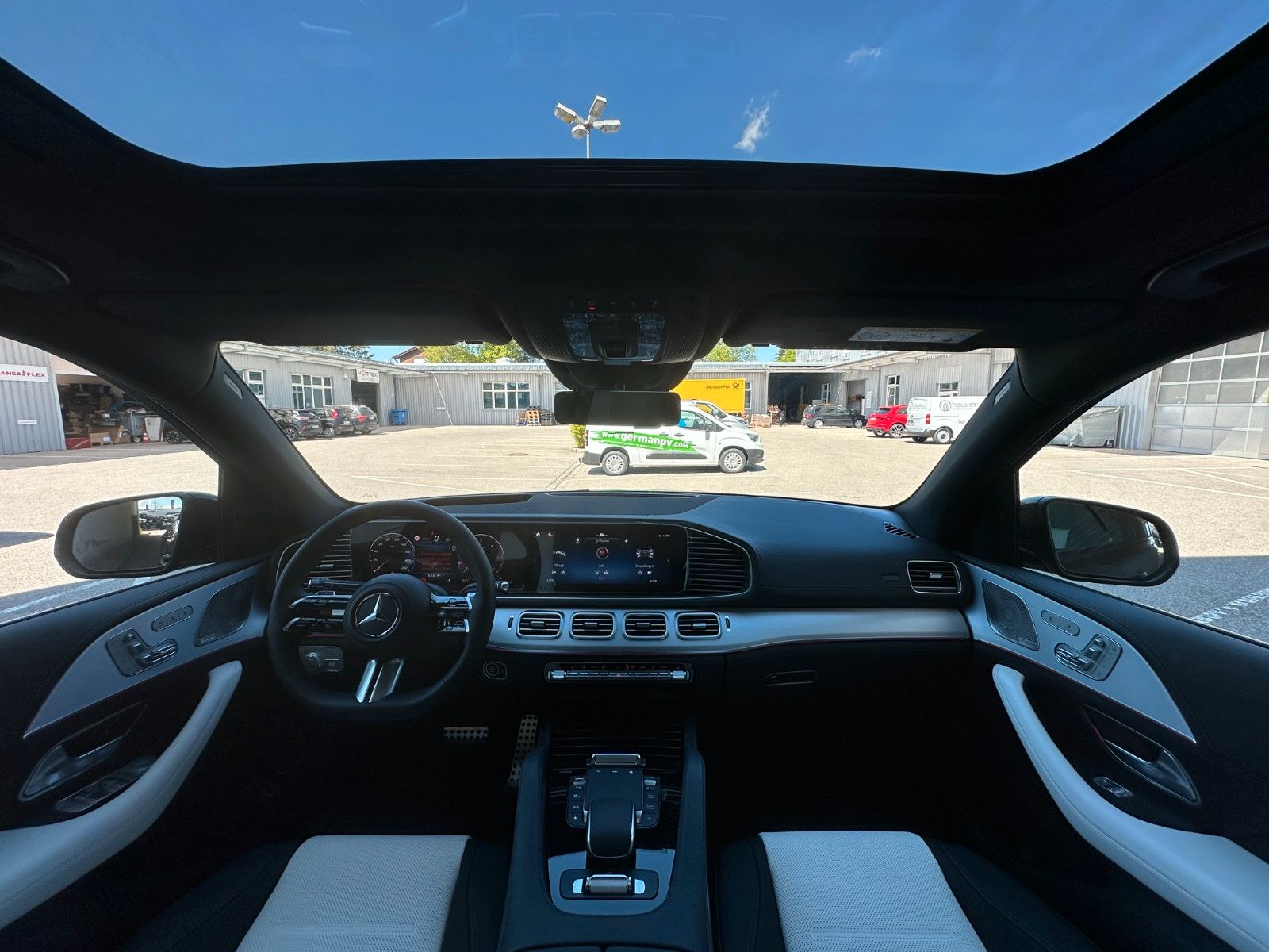 Fahrzeugabbildung Mercedes-Benz GLE 450d 4Matic DISTR,HUD,PANO,BURM,360,LUFT,AHK