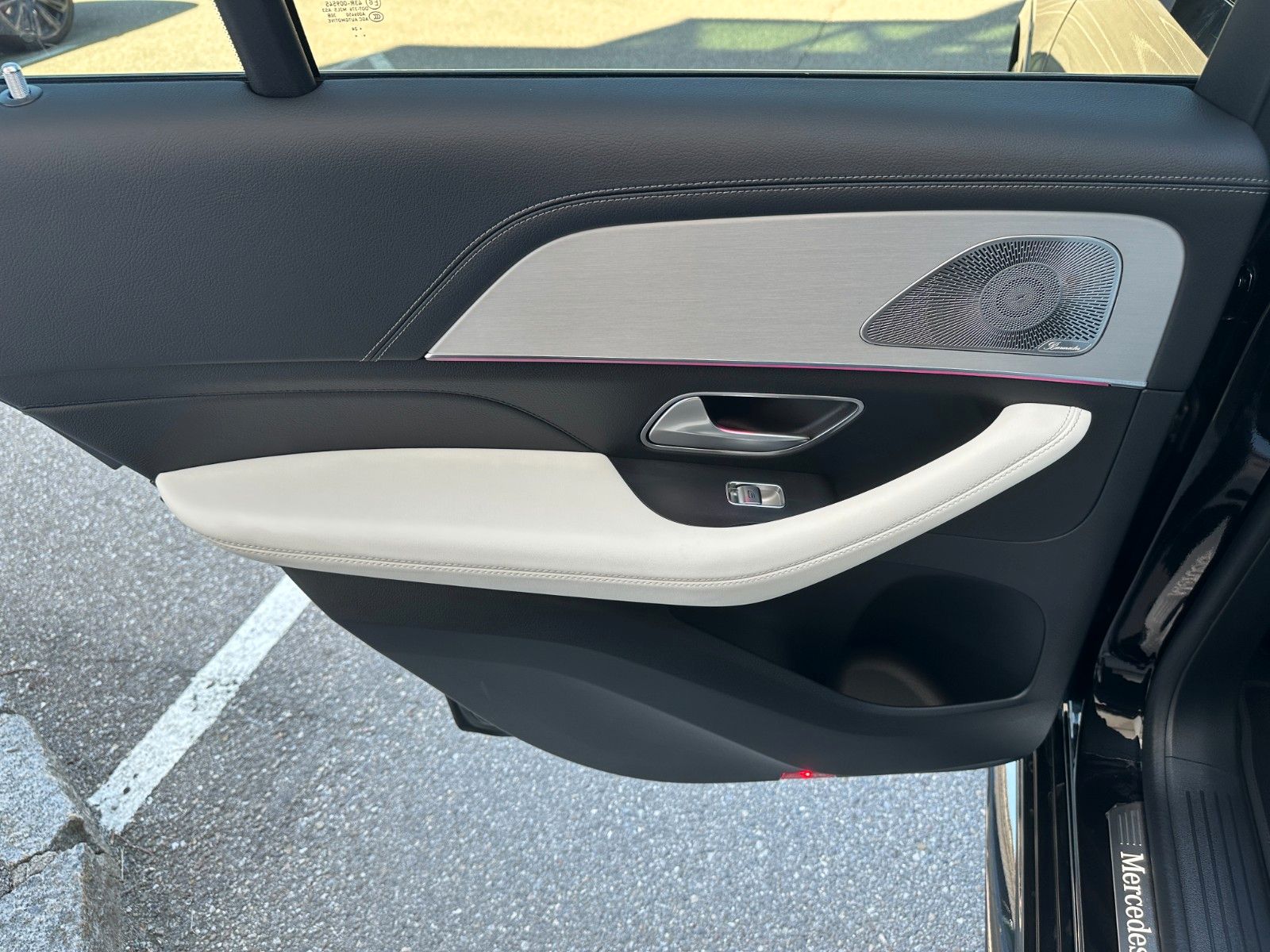 Fahrzeugabbildung Mercedes-Benz GLE 450d 4Matic DISTR,HUD,PANO,BURM,360,LUFT,AHK