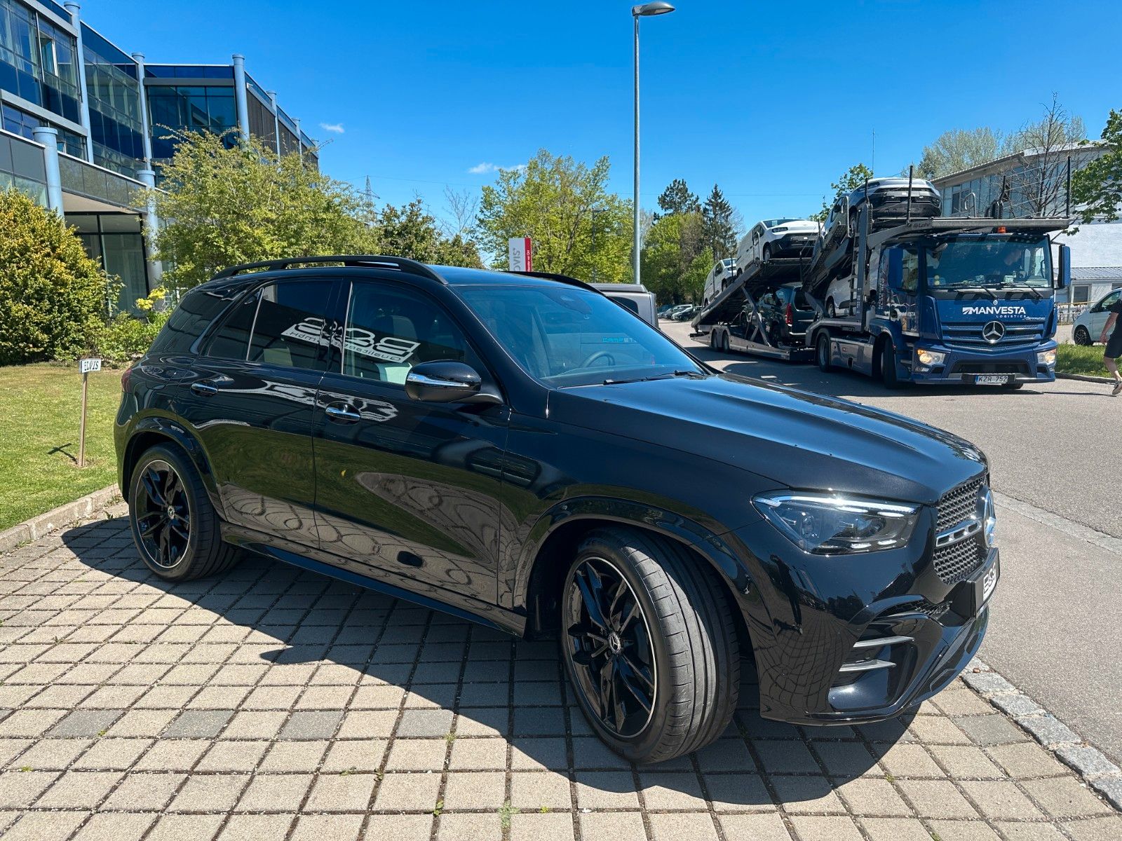 Fahrzeugabbildung Mercedes-Benz GLE 450d 4Matic DISTR,HUD,PANO,BURM,360,LUFT,AHK