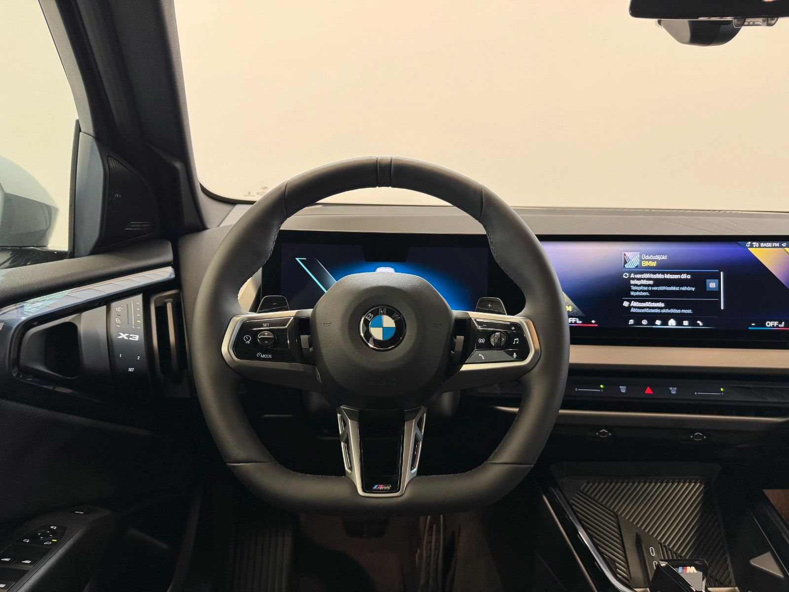 Fahrzeugabbildung BMW X3 20d xDrive MSport ACC,HUD,PANO,HARMAN,AHK,360