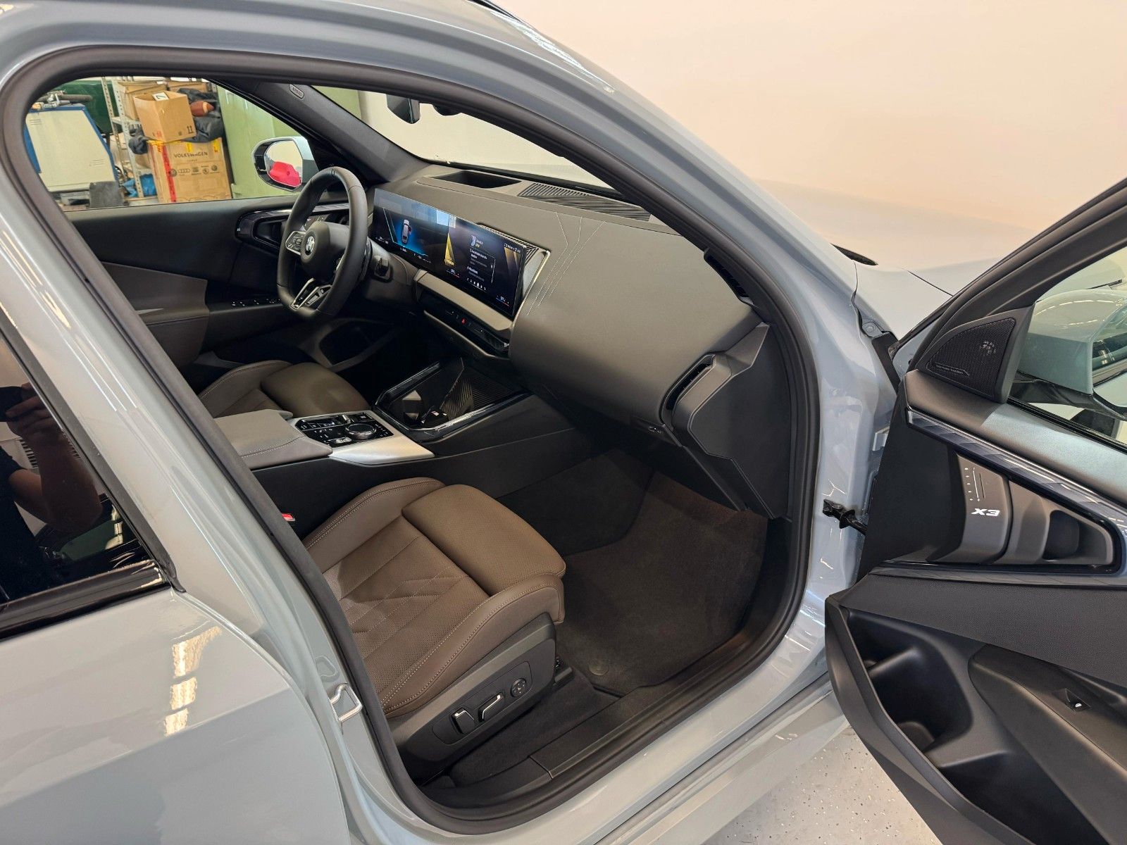 Fahrzeugabbildung BMW X3 20d xDrive MSport ACC,HUD,PANO,HARMAN,AHK,360