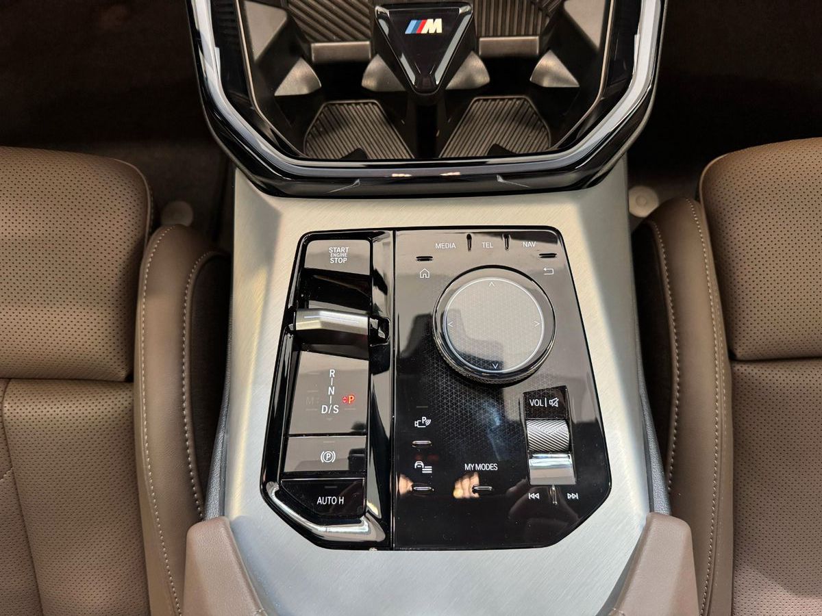 Fahrzeugabbildung BMW X3 20d xDrive MSport ACC,HUD,PANO,HARMAN,AHK,360