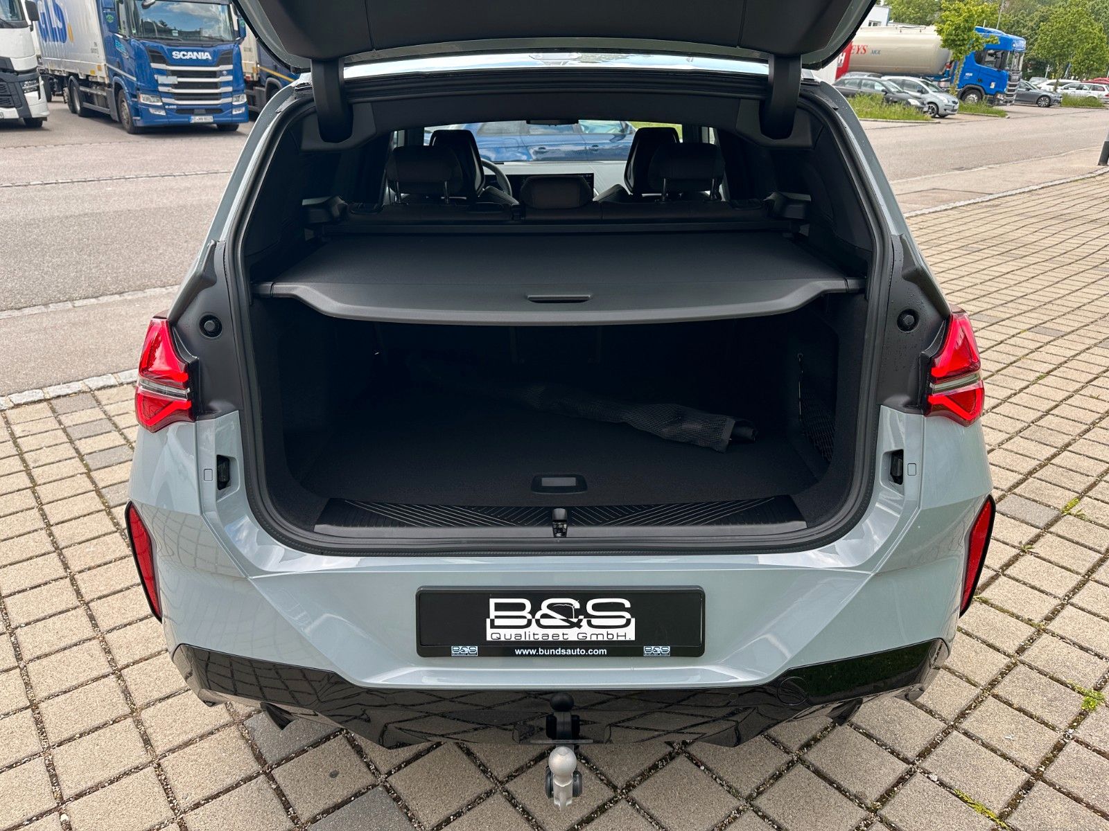 Fahrzeugabbildung BMW X3 20d xDrive MSport ACC,HUD,HARMAN,AHK,360