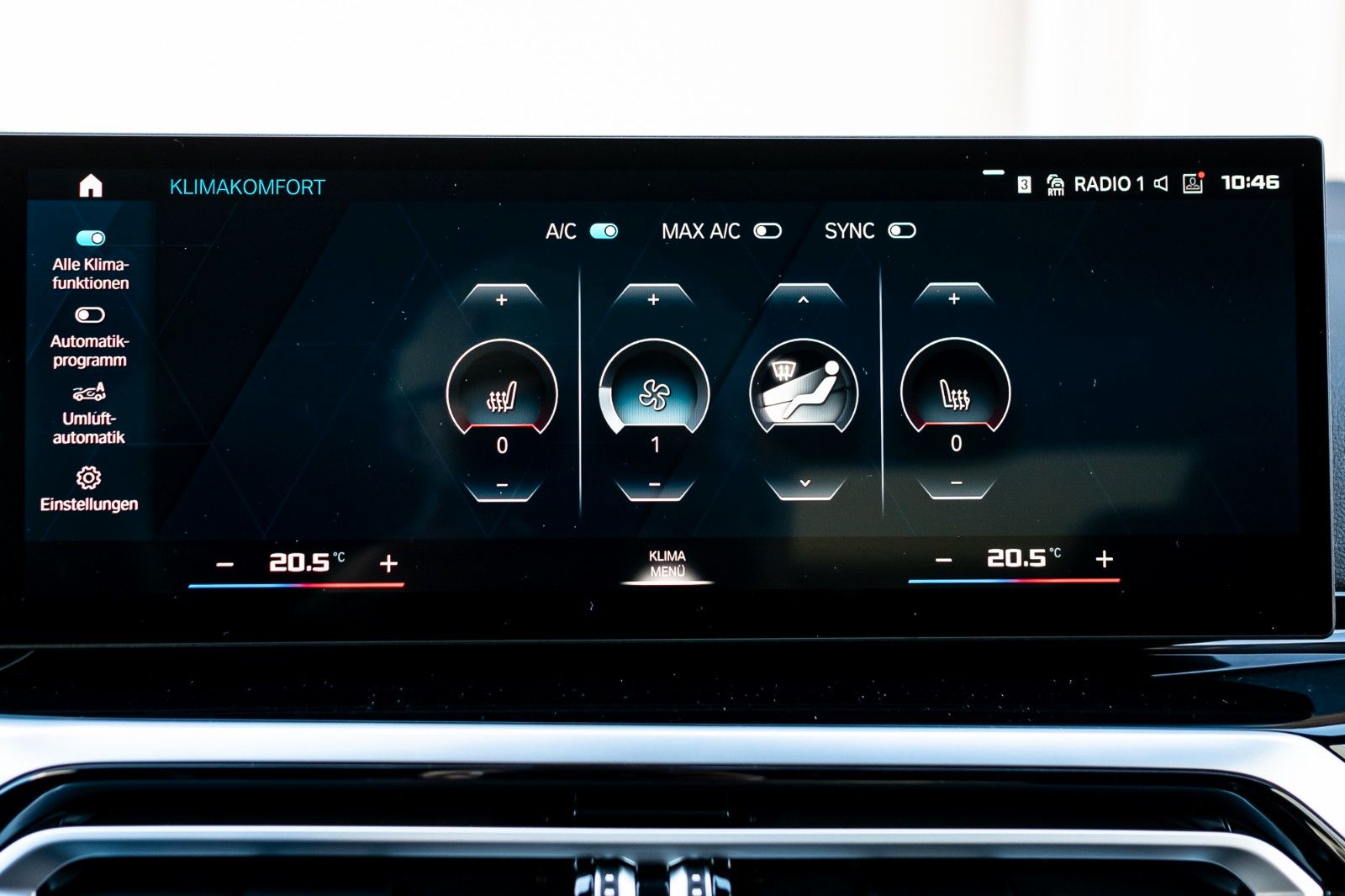 Fahrzeugabbildung BMW M4 Coupe Competition ACC,HUD,HARMAN,LASER,360