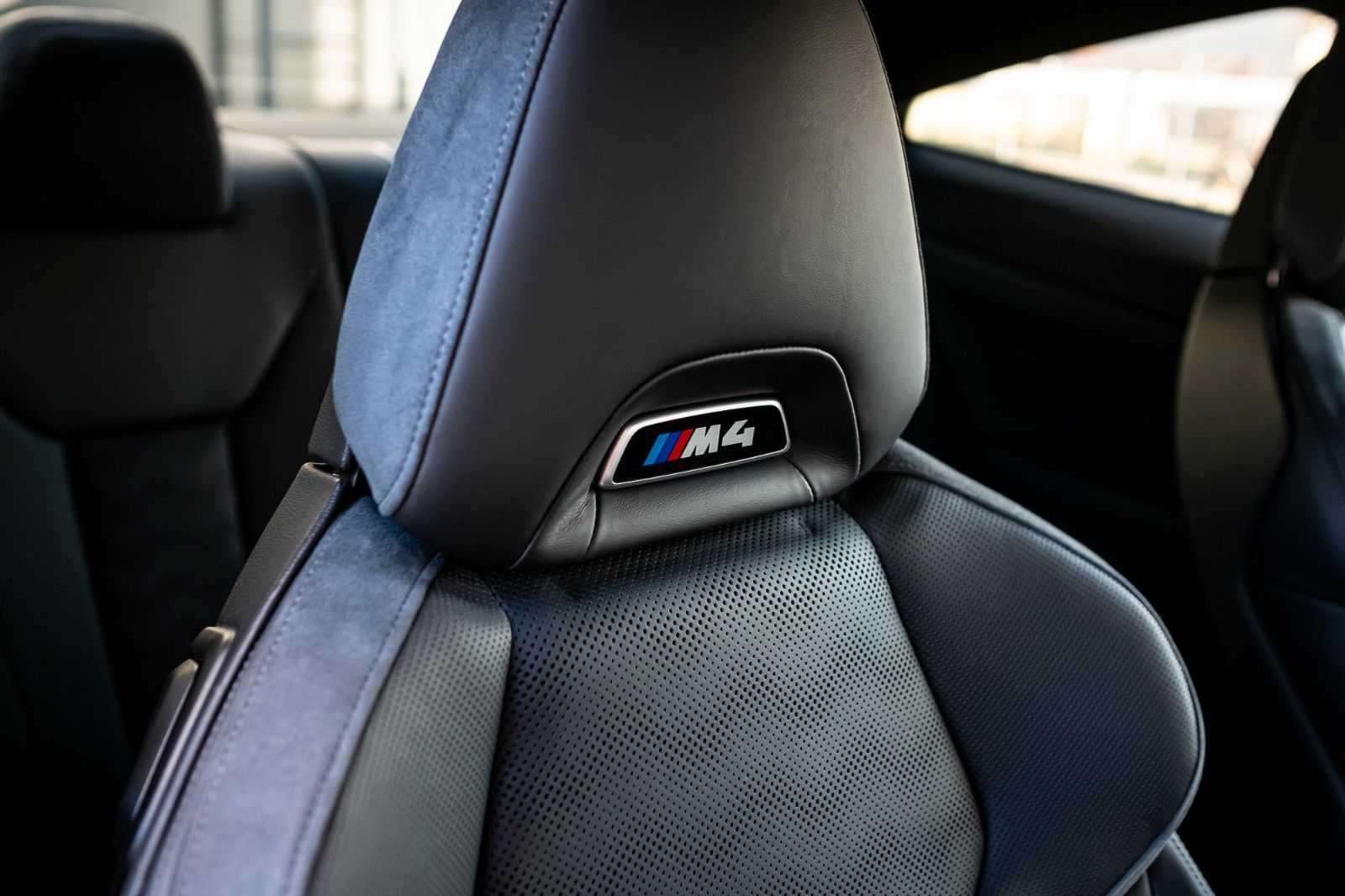 Fahrzeugabbildung BMW M4 Coupe Competition ACC,HUD,HARMAN,LASER,360