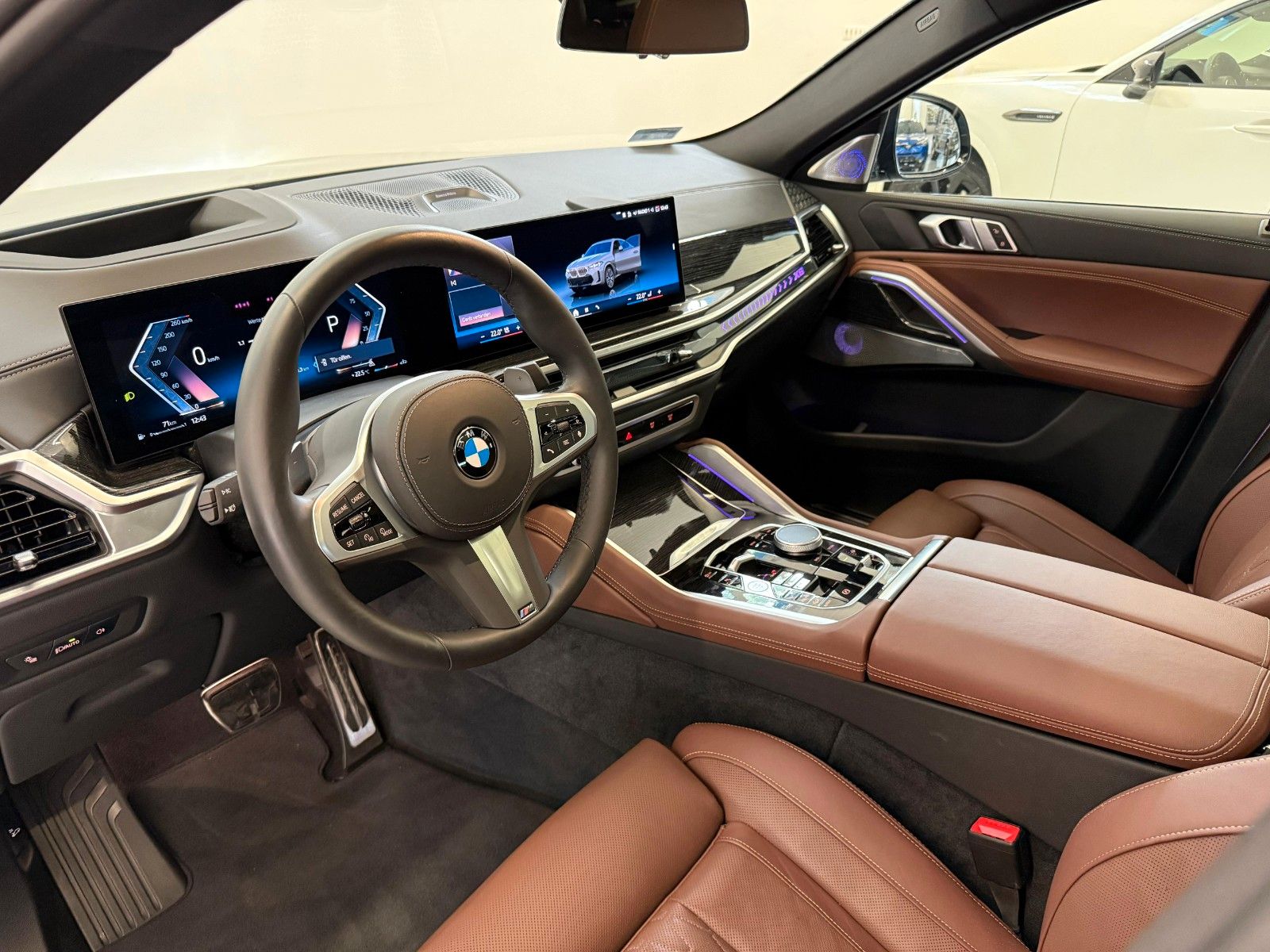 Fahrzeugabbildung BMW X6 40 d xDrive M Sport |UNFALLFR|MWST AUSW|B&W|