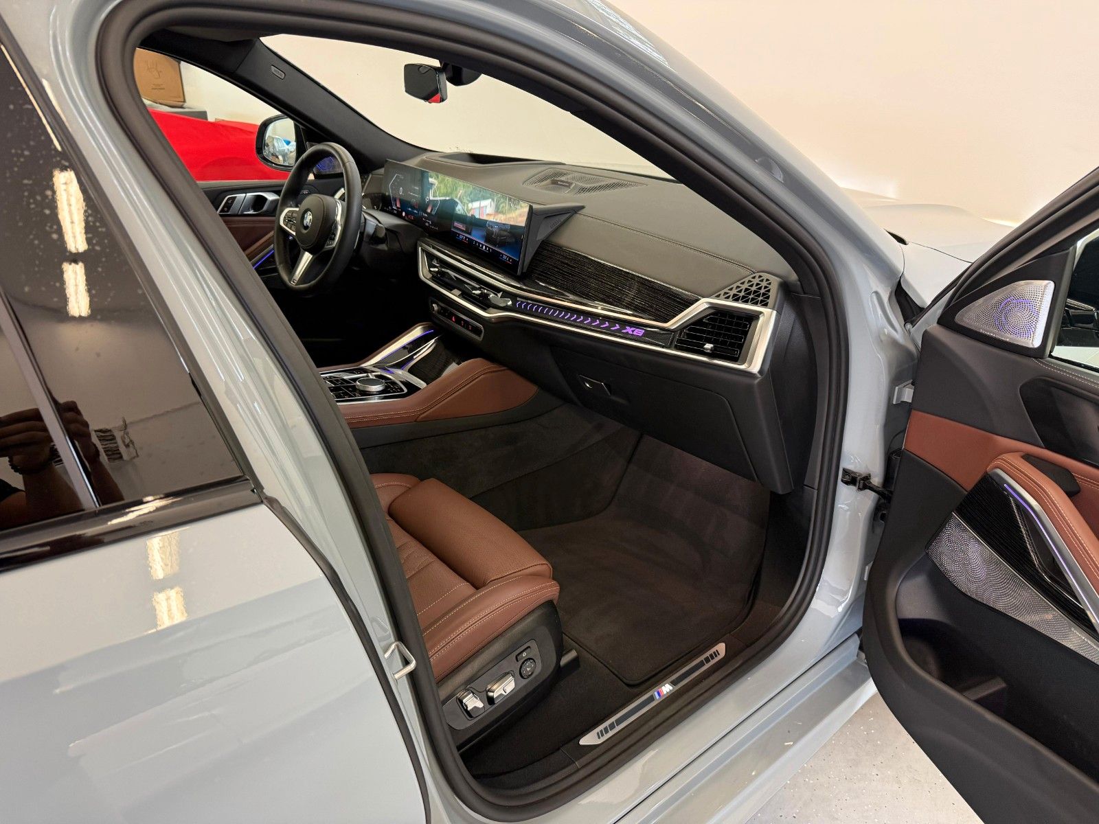 Fahrzeugabbildung BMW X6 40 d xDrive M Sport |UNFALLFR|MWST AUSW|B&W|